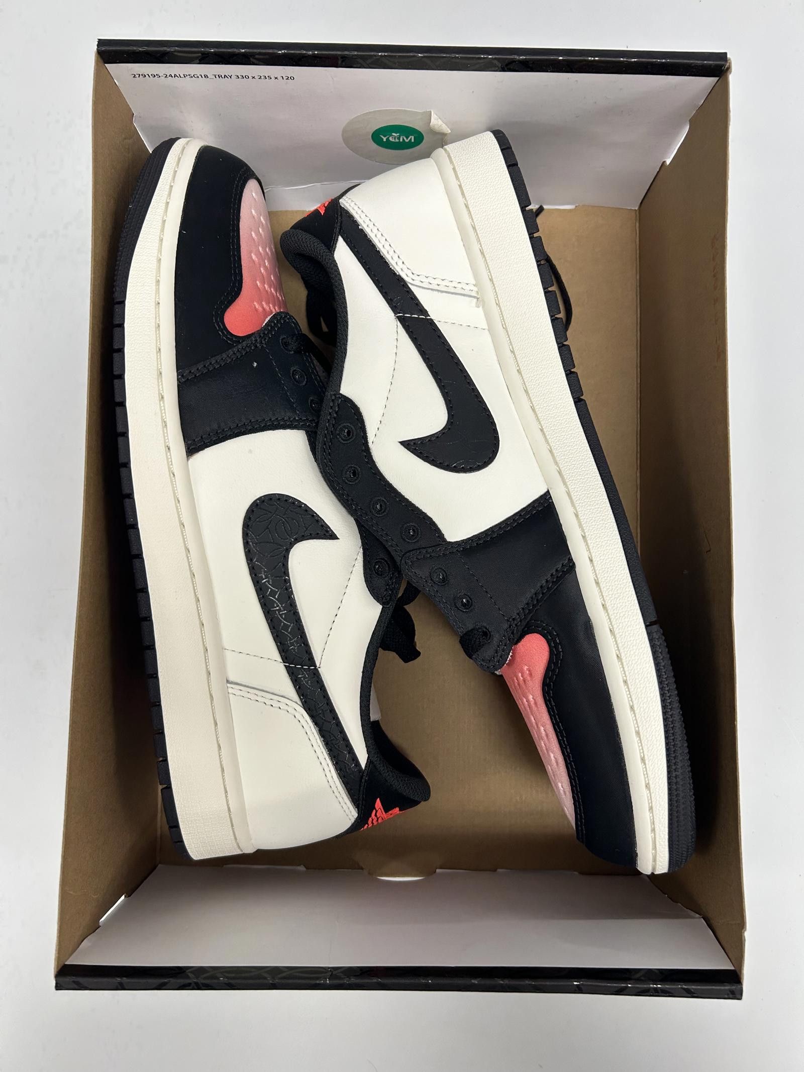 Nike Nike Air Jordan 1 Retro Low Paris Saint-Germain Size US 12 / EU 45 - 4 Thumbnail