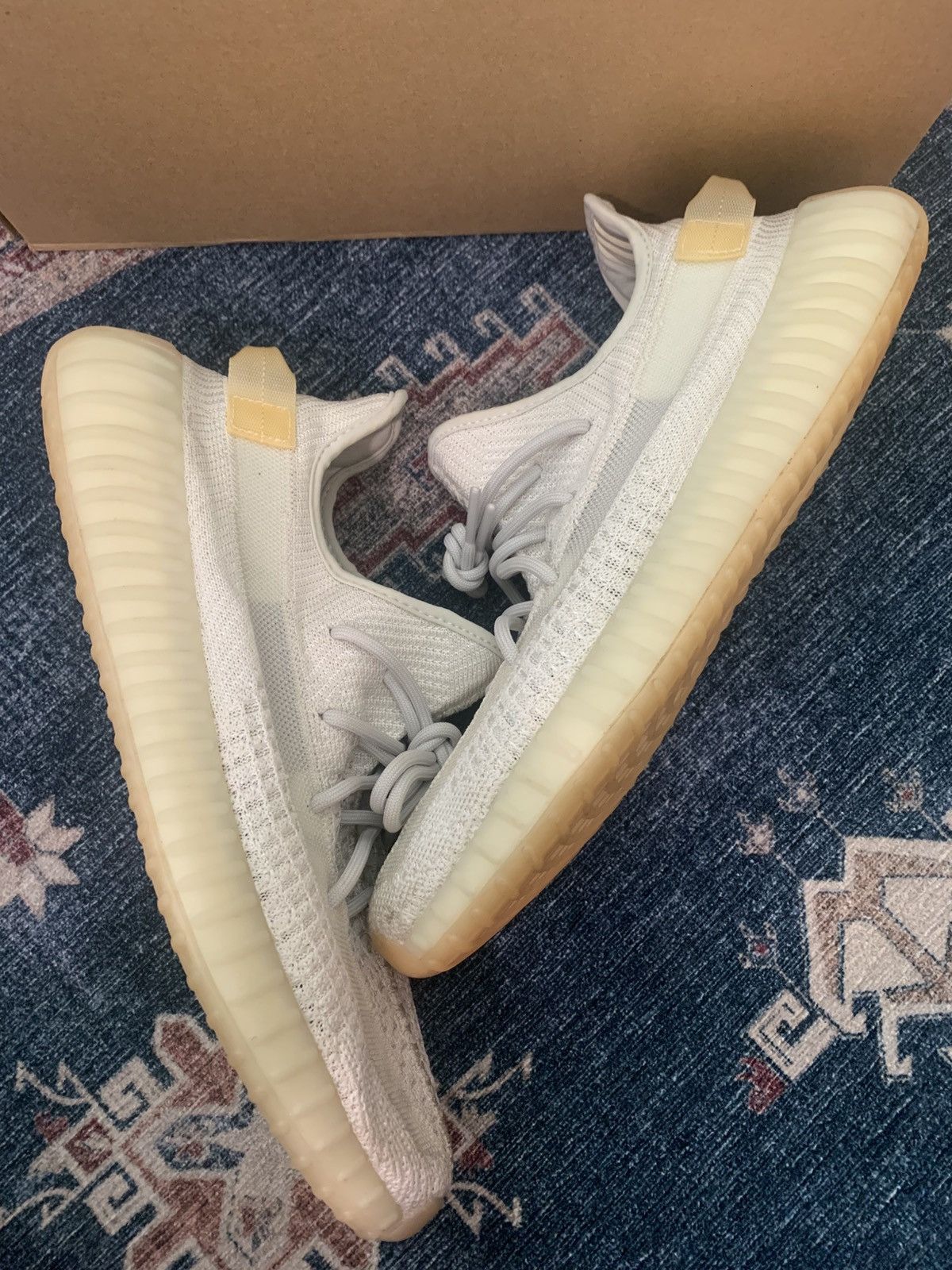 Adidas 2021 Adidas Yeezy Boost 350 V2 Light Size US 12.5 / EU 45-46 - 5 Thumbnail