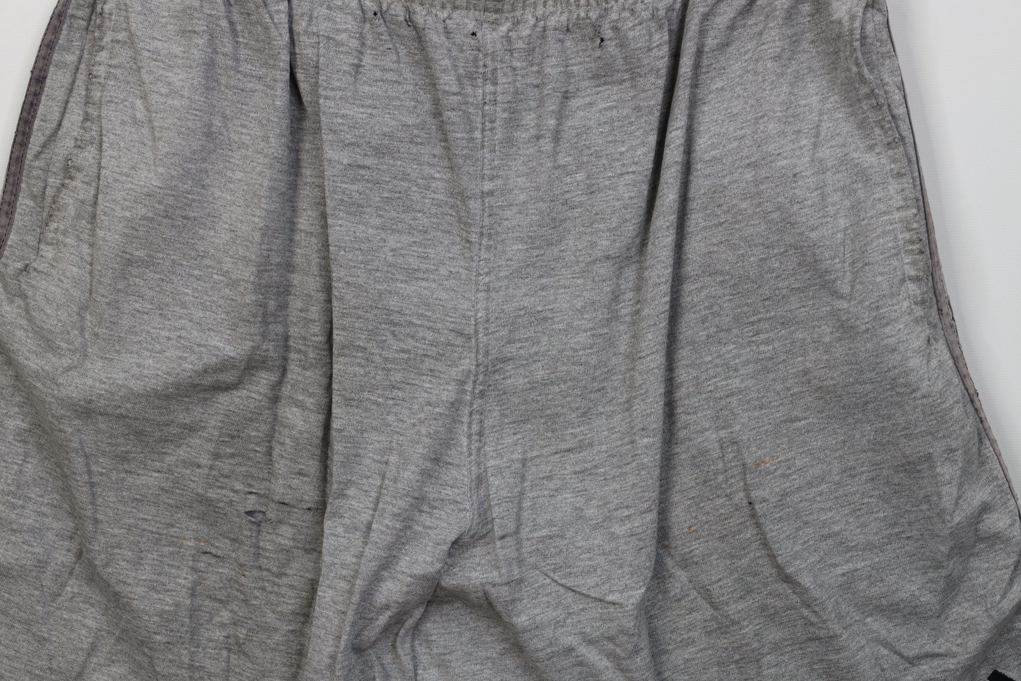 Adidas Vintage 90s Adidas Spell Out Above Knee Shorts Gray USA Size US 34 / EU 50 - 3 Thumbnail