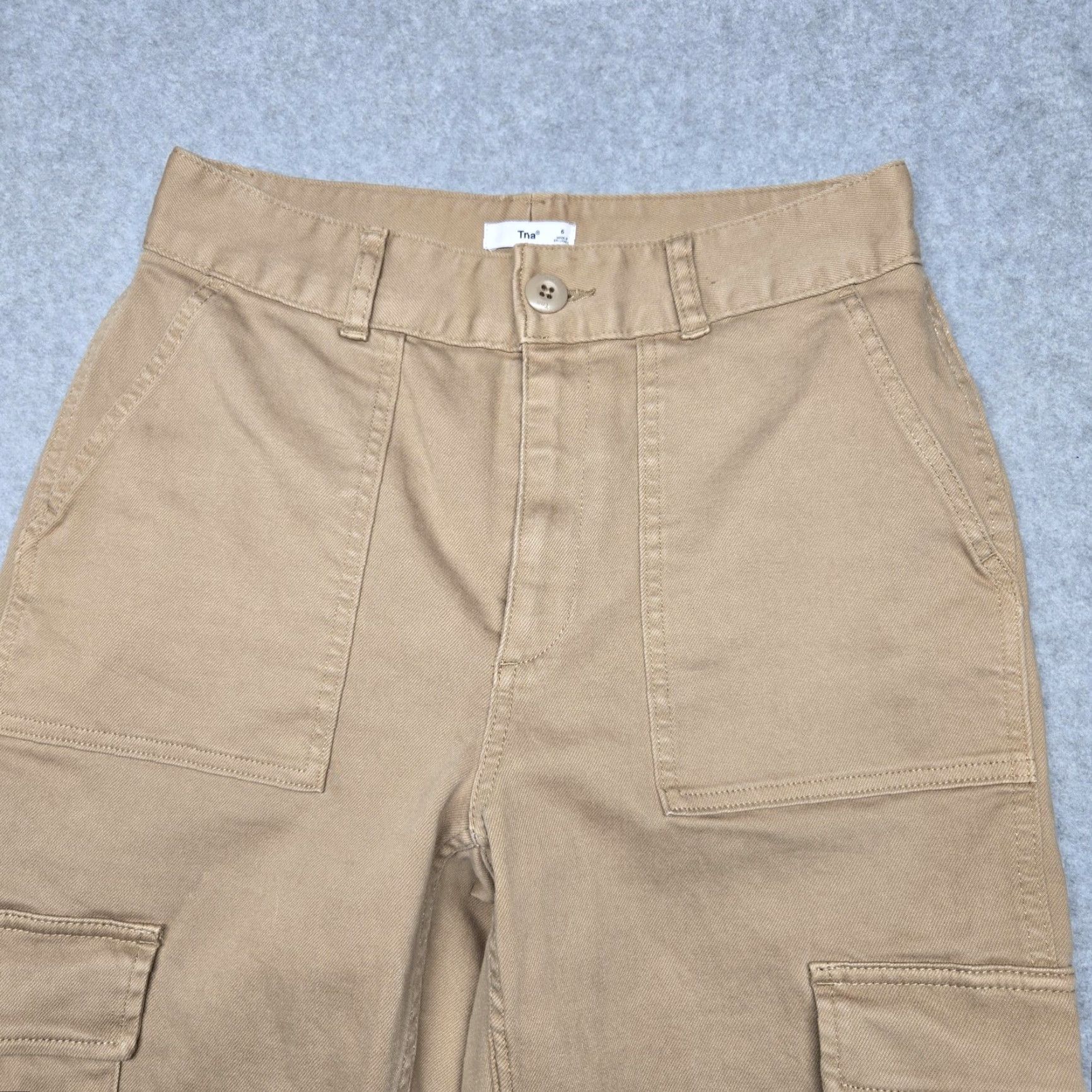 TNA VINTAGE? No. Tna Pants Womens 6 Cargo High Rise Straight Leg Utility Stretch Casual Beige/ Tan Cotton Spandex Twill Size 28" / US 6 / IT 42 - 3 Thumbnail