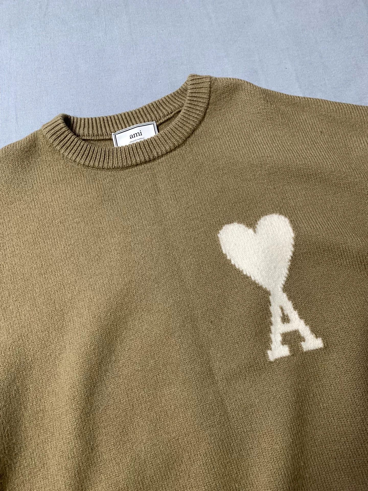 AMI Ami Heart Logo Sweater Size M / US 6-8 / IT 42-44 - 1 Thumbnail