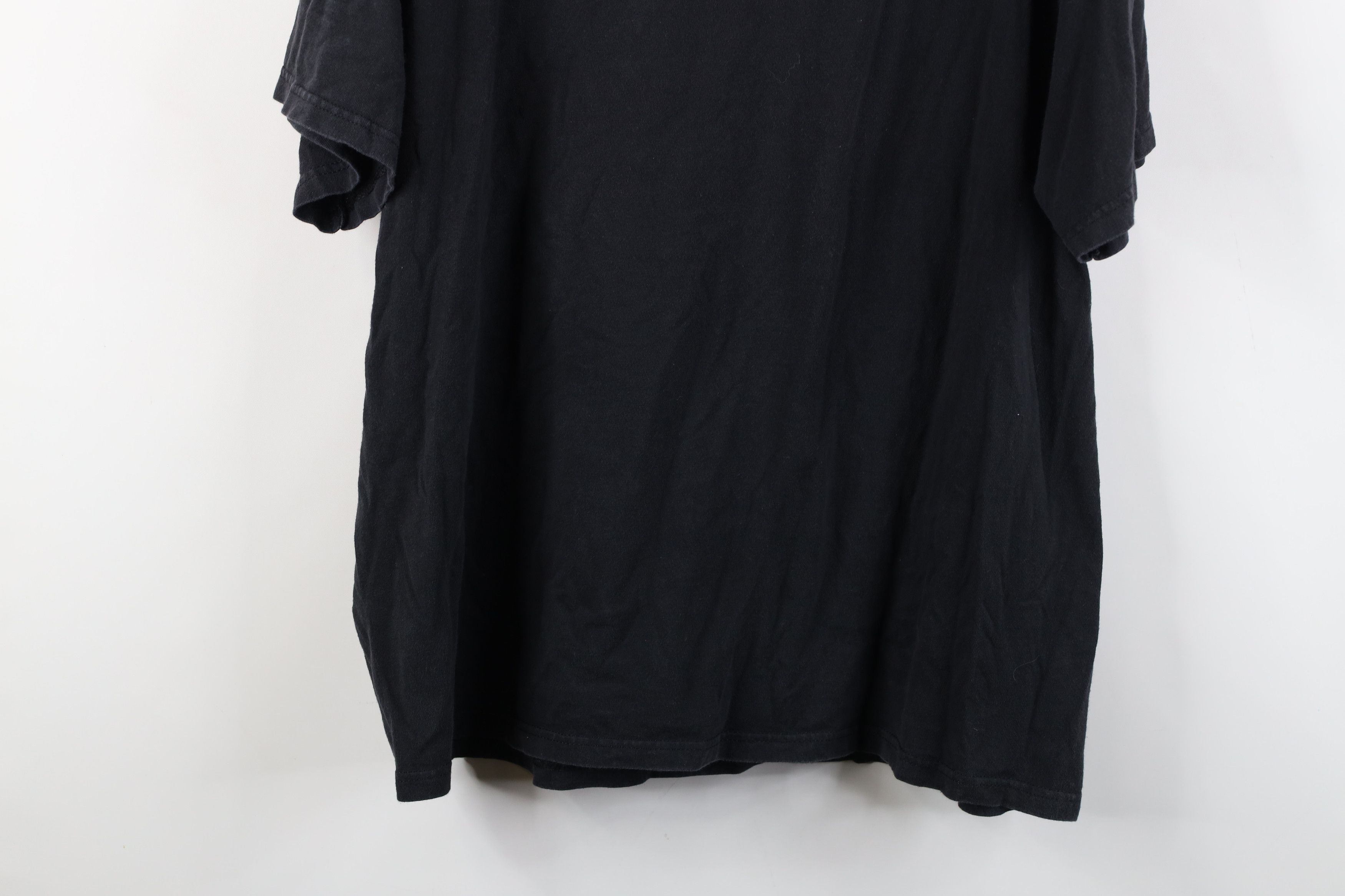 Vintage Vintage Y2K Streetwear Voyage Nature Bear Whale T-Shirt Size US XL / EU 56 / 4 - 13 Thumbnail