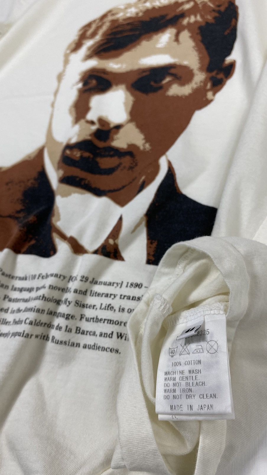 FACTOTUM FACTOTUM BORIS PASTERNAK RUSSIAN POET NOVELIST PHOTO TEE Size US S / EU 44-46 / 1 - 9 Thumbnail