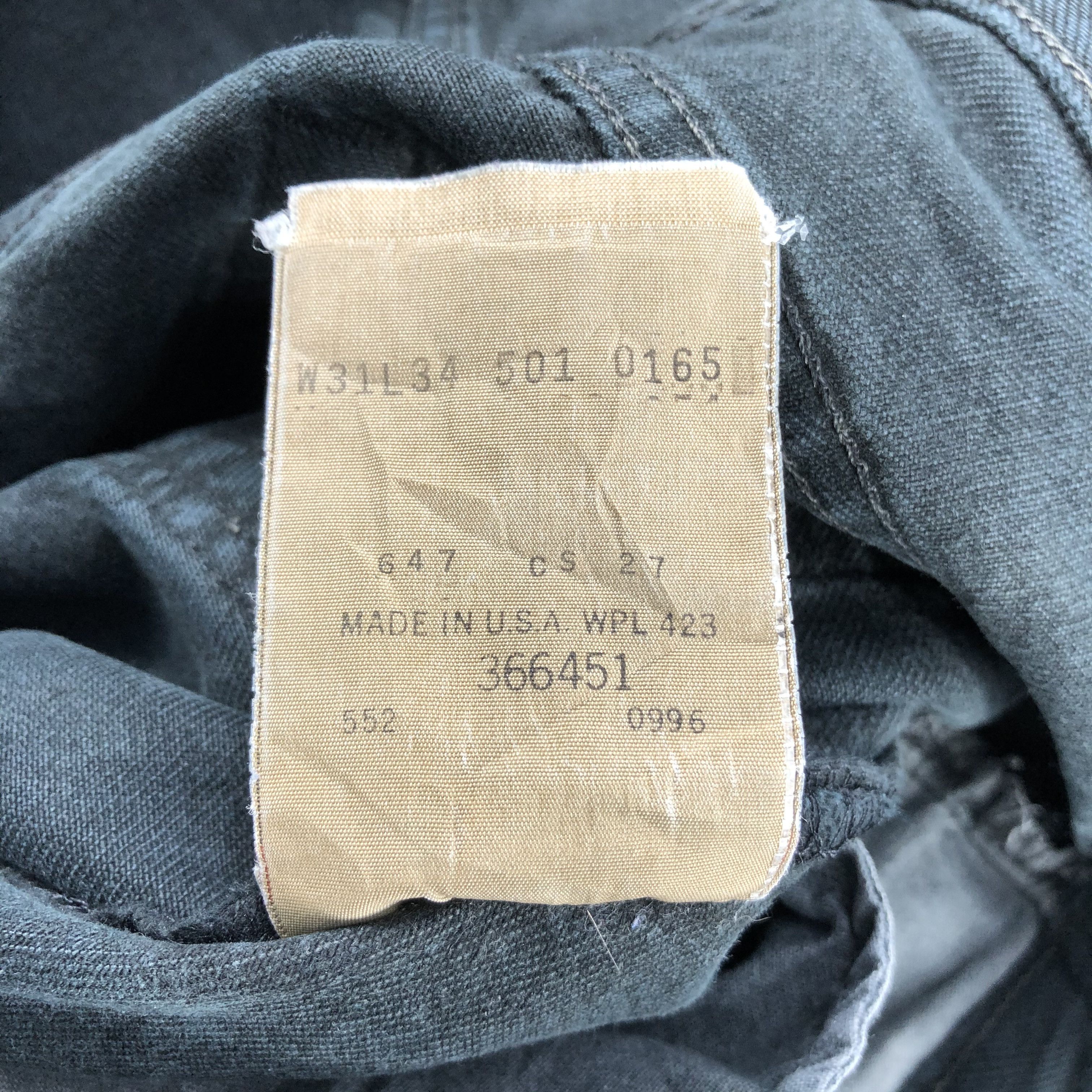 Vintage 90s Distress Levis 501 Jeans-JM1549