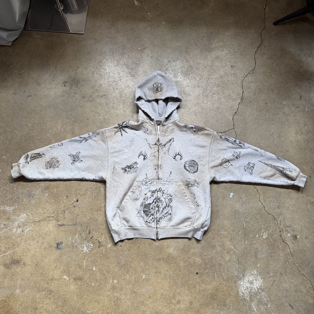 Balenciaga Rare balenciaga tattoo hoodie Size US M / EU 48-50 / 2 - 1 Thumbnail