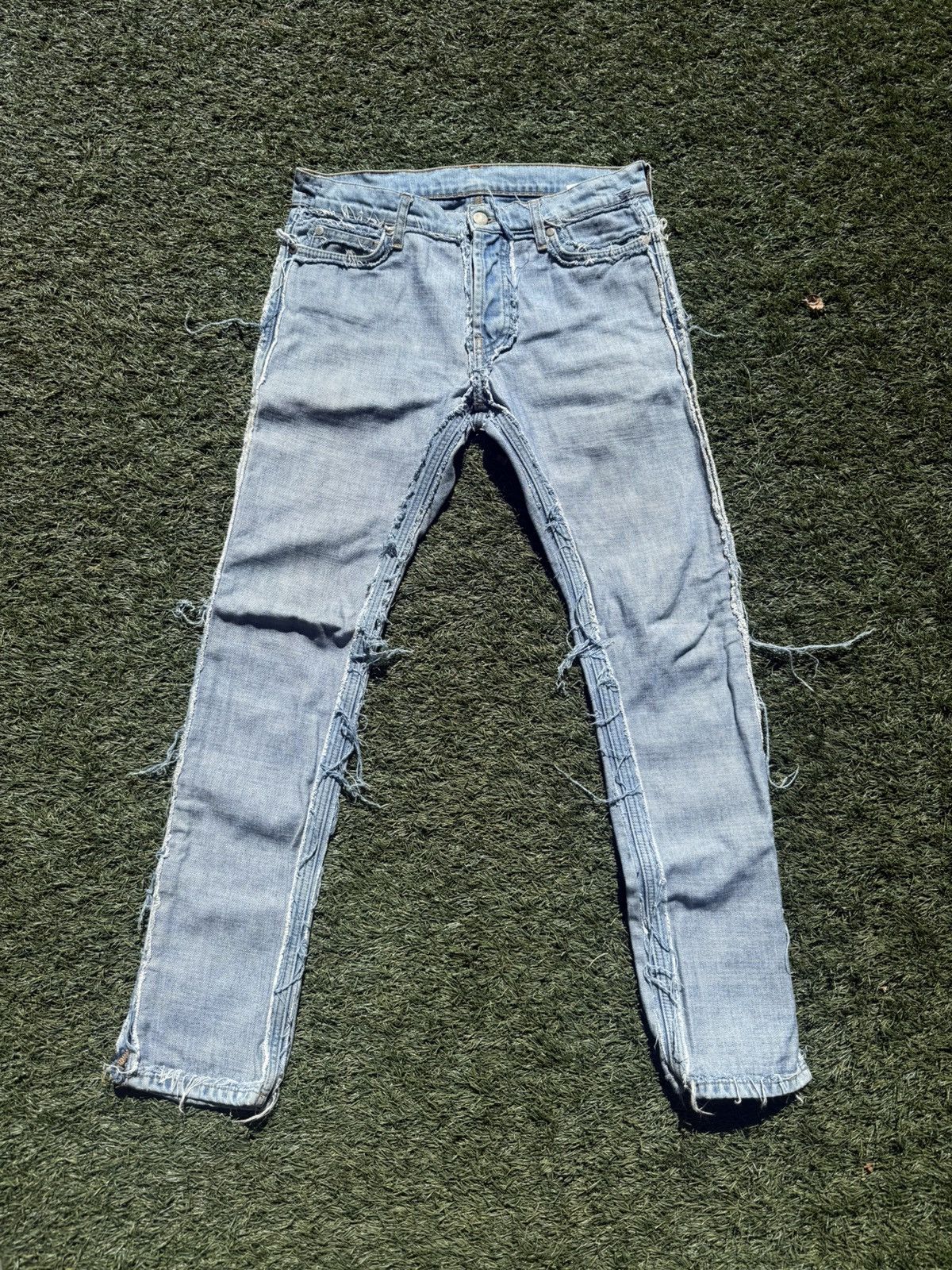 H&M × Maison Margiela Maison Margiela H&M Men's Reverse Denim Inside-Out Jeans Size US 30 / EU 46 - 2 Thumbnail