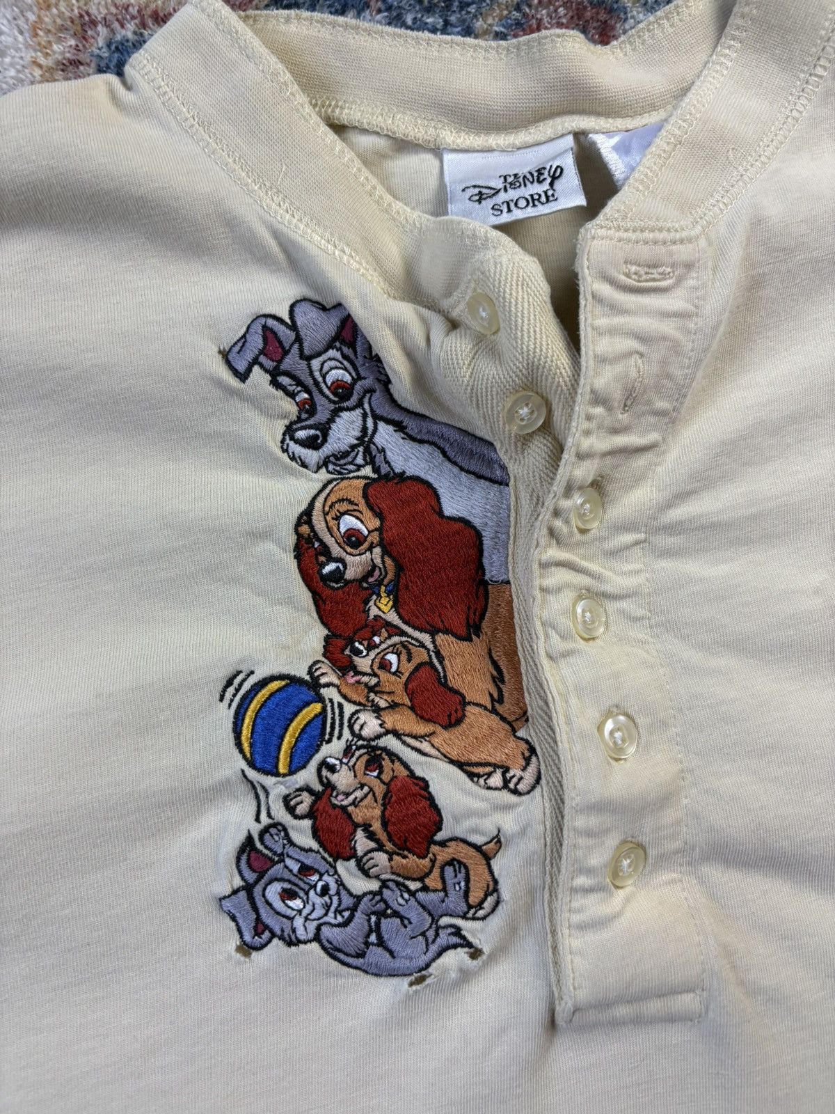 Disney Vintage Disney Lady And The Tramp Henley T-shirt Size XL Size US XL / EU 56 / 4 - 4 Thumbnail