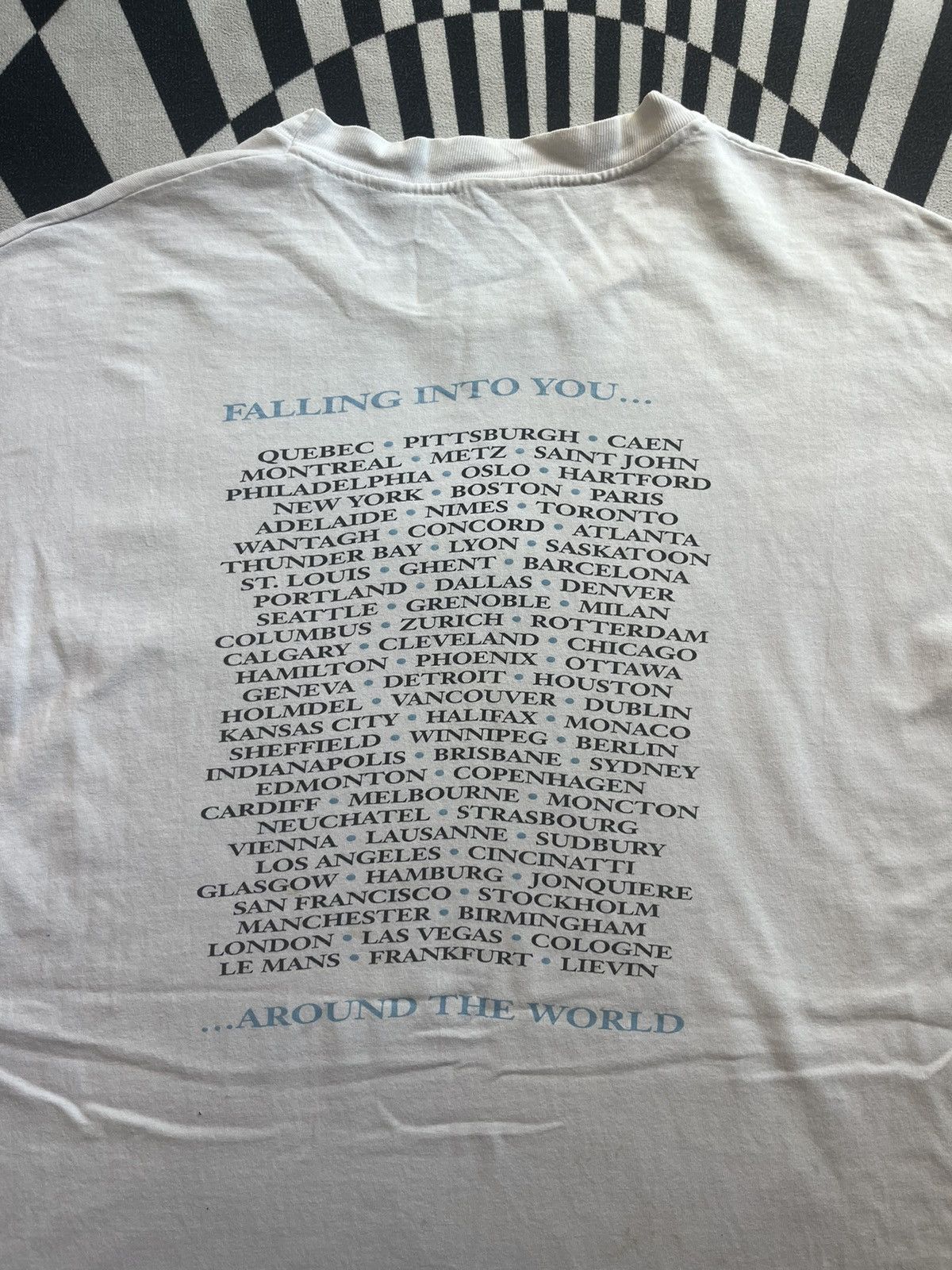 Band Tees Vintage Celine Dion Falling into You Around The World 1996’s Size US XXL / EU 58 / 5 - 9 Thumbnail