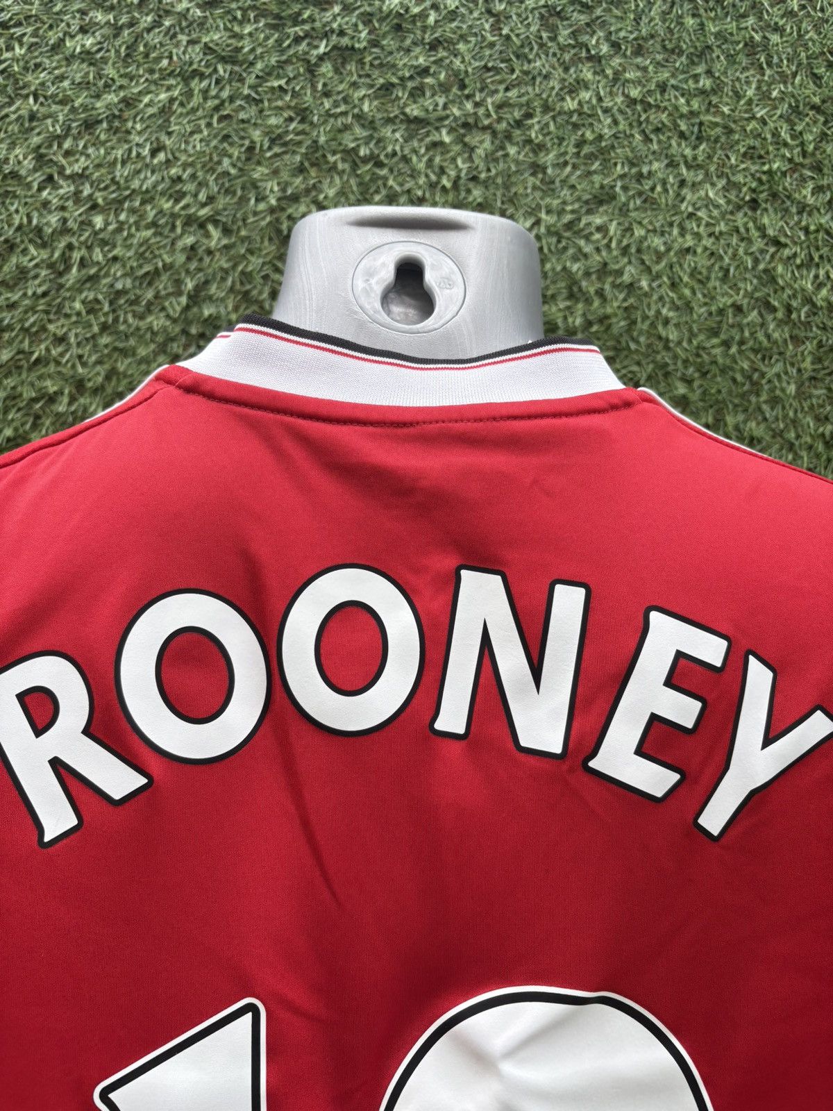 Adidas Rooney manchester united jersey Size US S / EU 44-46 / 1 - 5 Thumbnail