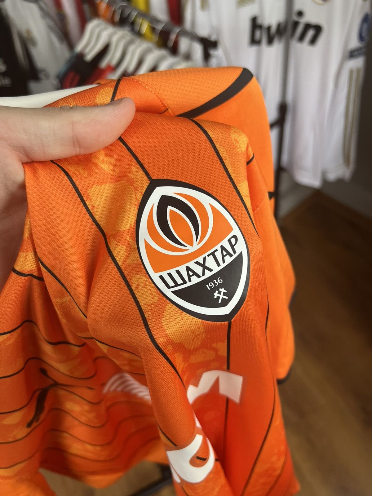 Puma Soccer Jersey Puma Shakhtar Donetsk 2021/22 Marlos #11 Size US M / EU 48-50 / 2 - 3 Thumbnail