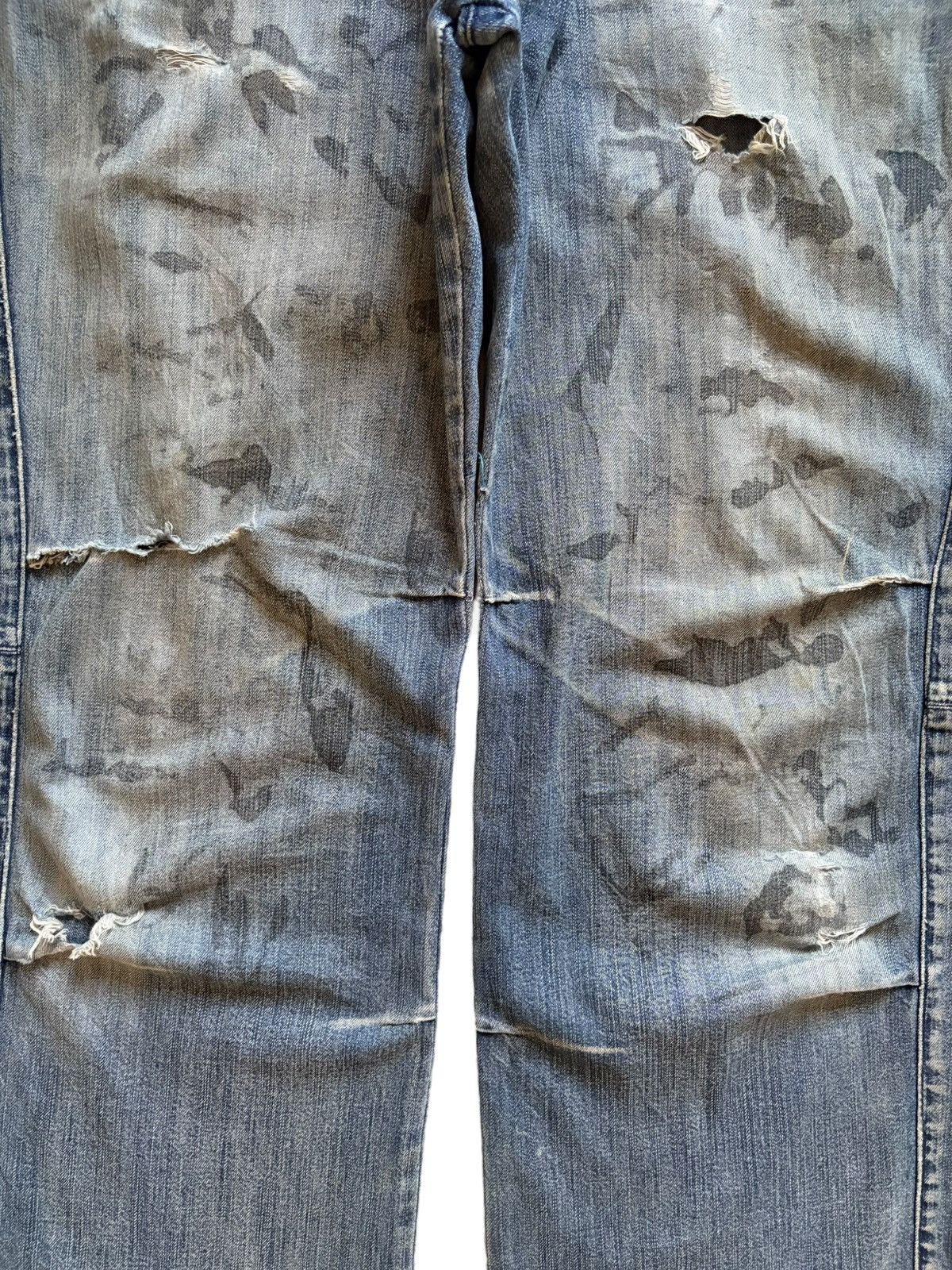 Japanese Brand Vintage Japanese Brand Mud Wash Distressed Baggy Jeans Size US 31 - 5 Thumbnail