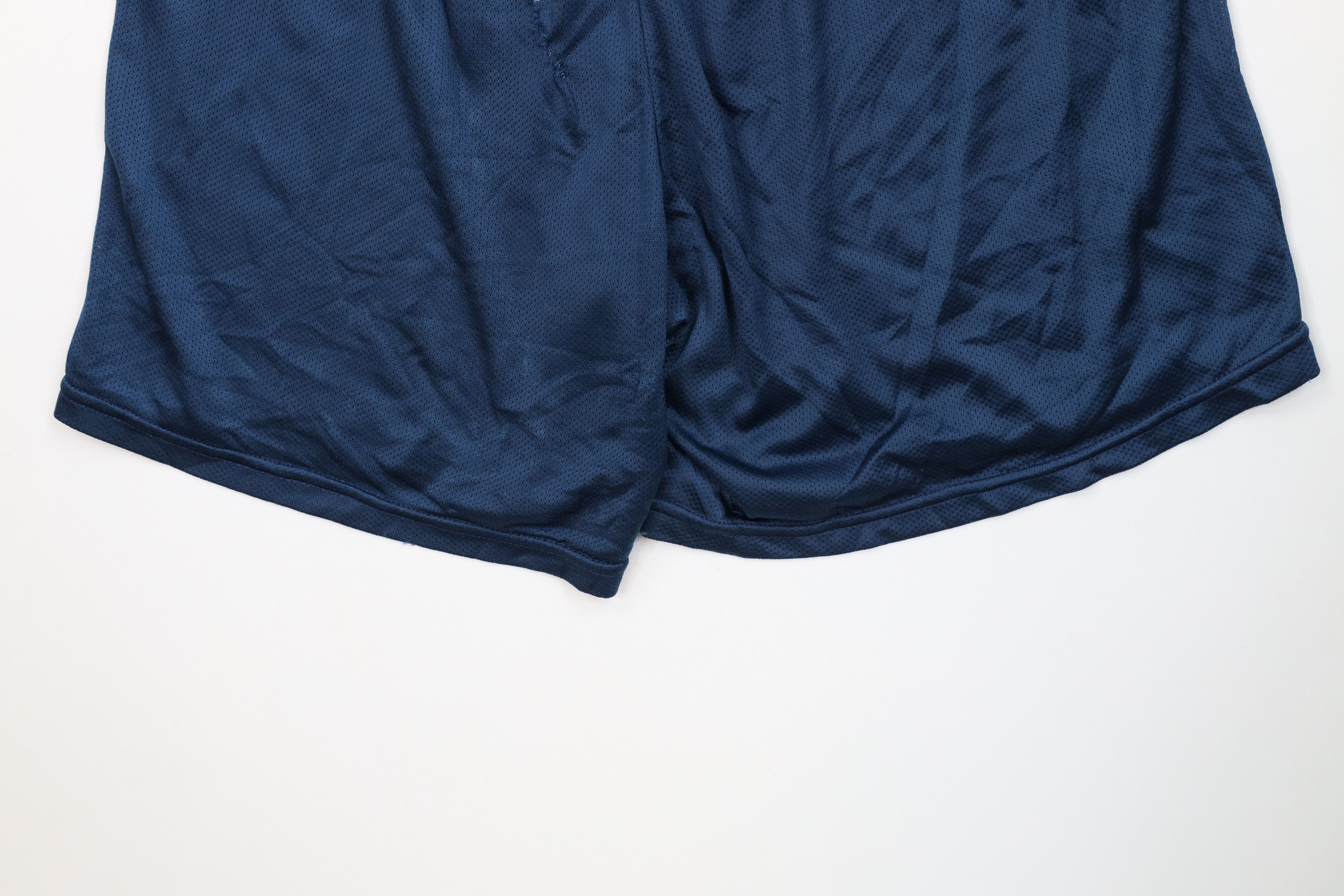 Vintage Vintage 90s Mesh Phys Ed Gym Above Knee Basketball Shorts Size US 34 / EU 50 - 12 Thumbnail