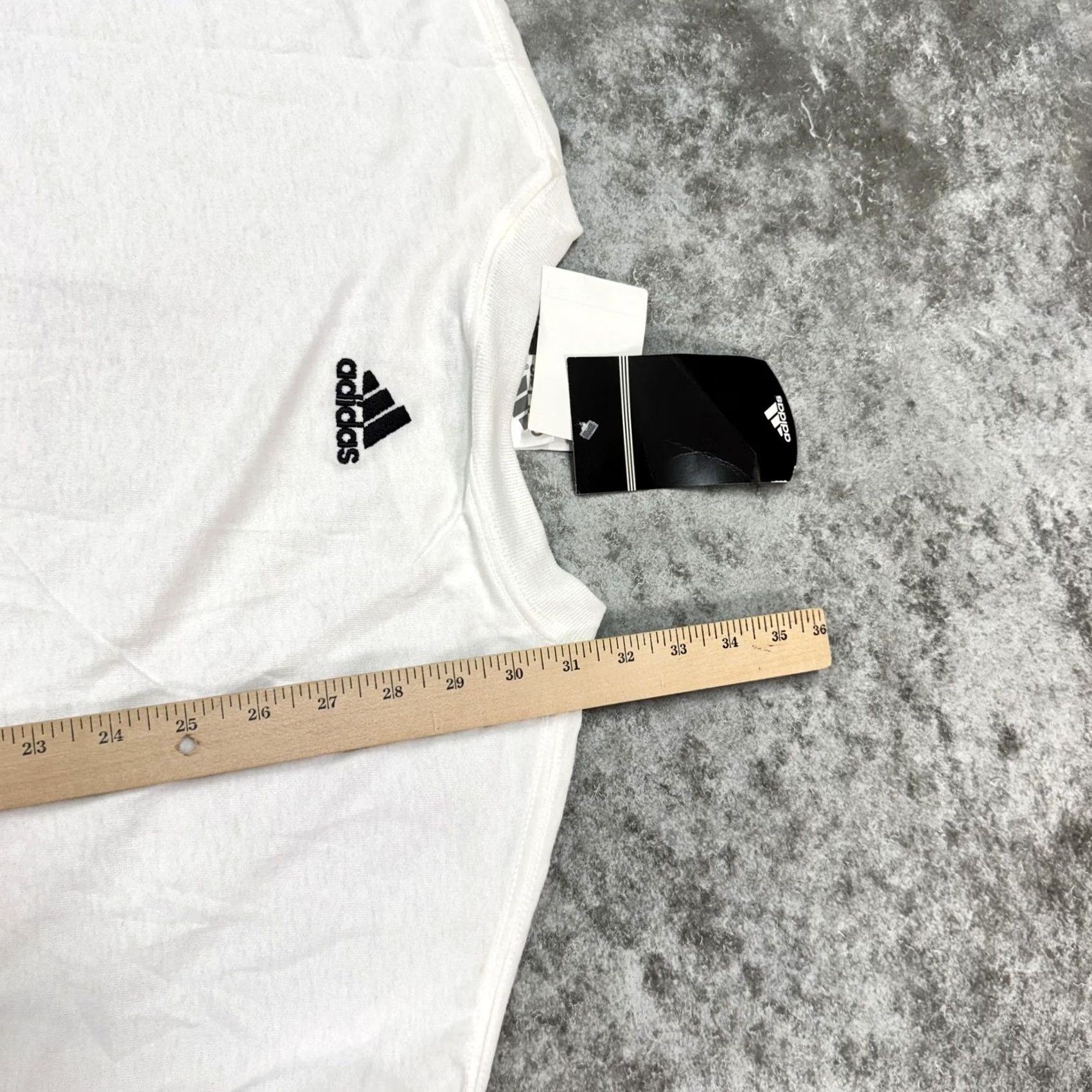 Adidas Adidas Shirt Mens Large Crewneck Graphic Print Tee White Short Sleeve Vintage No Size US L / EU 52-54 / 3 - 8 Thumbnail