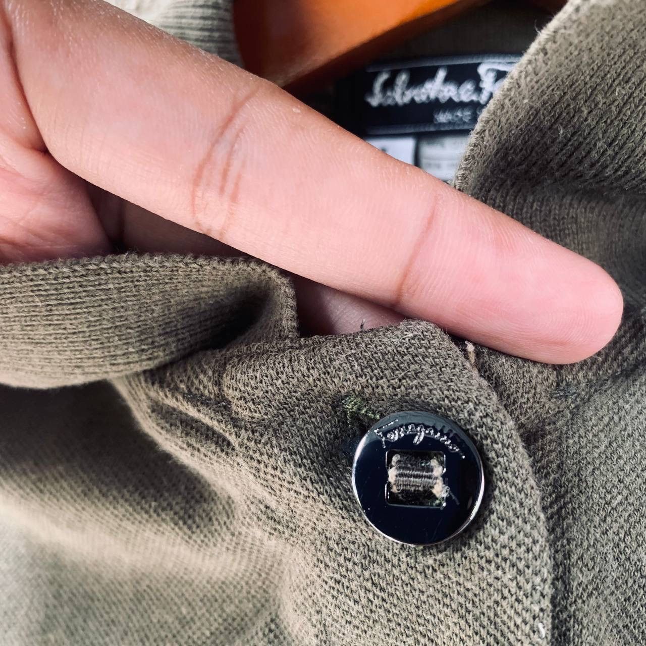 Salvatore Ferragamo Rare Vintage Ferragamo Unisex Boxy/Cropped Pocket Shirt Size US XS / EU 42 / 0 - 4 Thumbnail