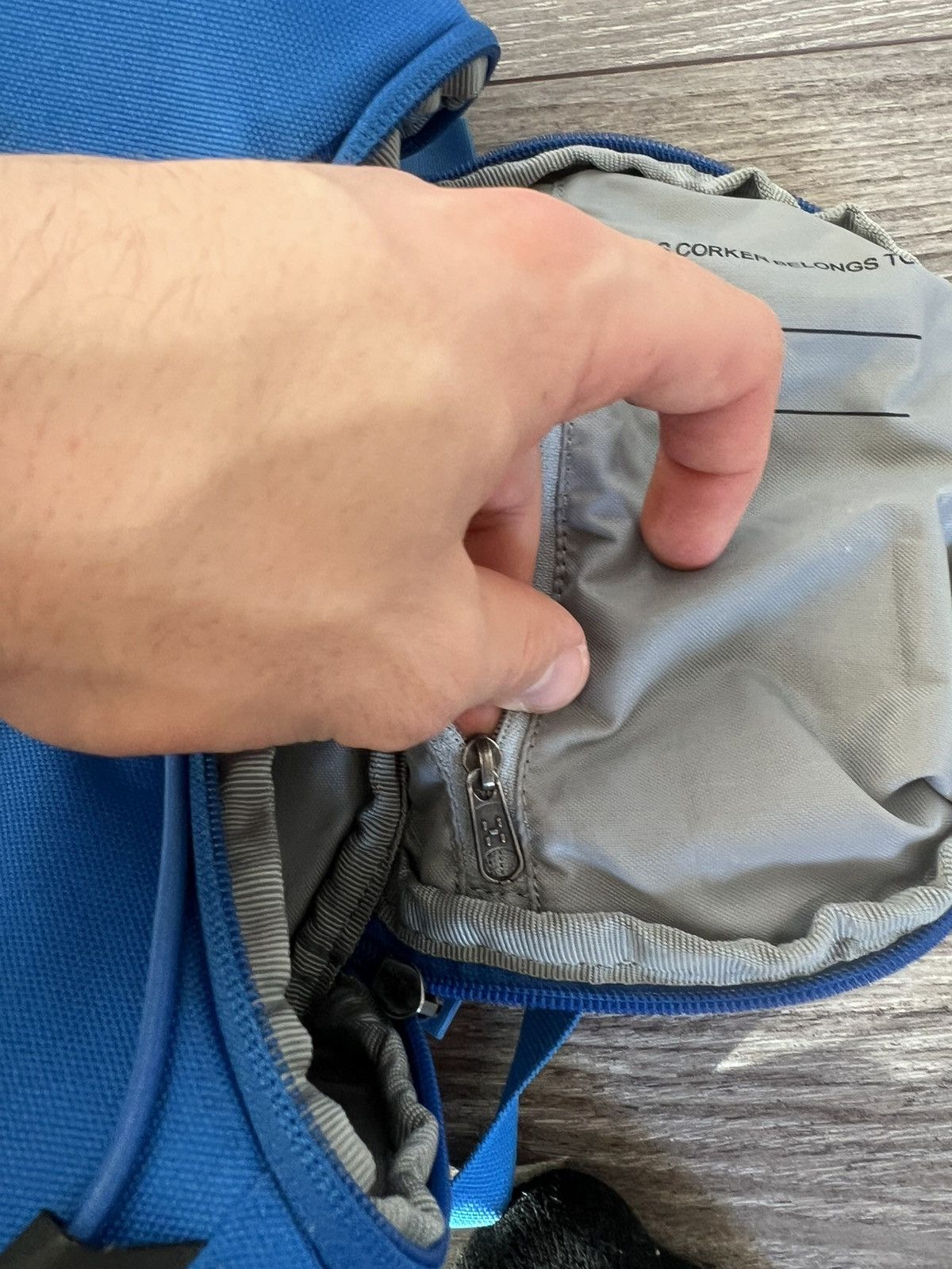 Haglofs ‼️Haglofs Corker X-Small Side Zip Pocket Backpack‼️ Size ONE SIZE - 16 Thumbnail