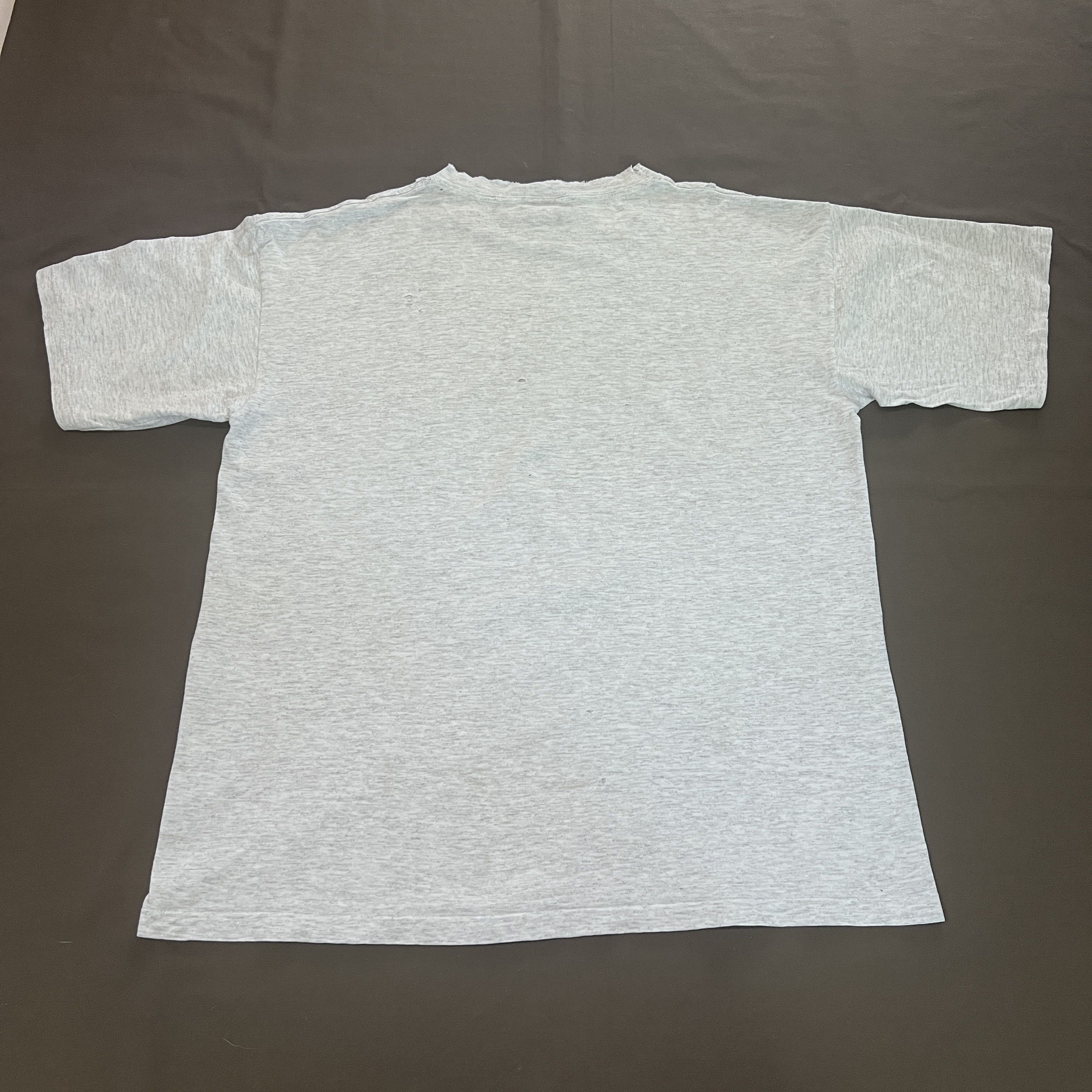 NBA Vintage 90s Divac LA Lakers Distressed Faded Thrashed Tee Size US XL / EU 56 / 4 - 12 Thumbnail