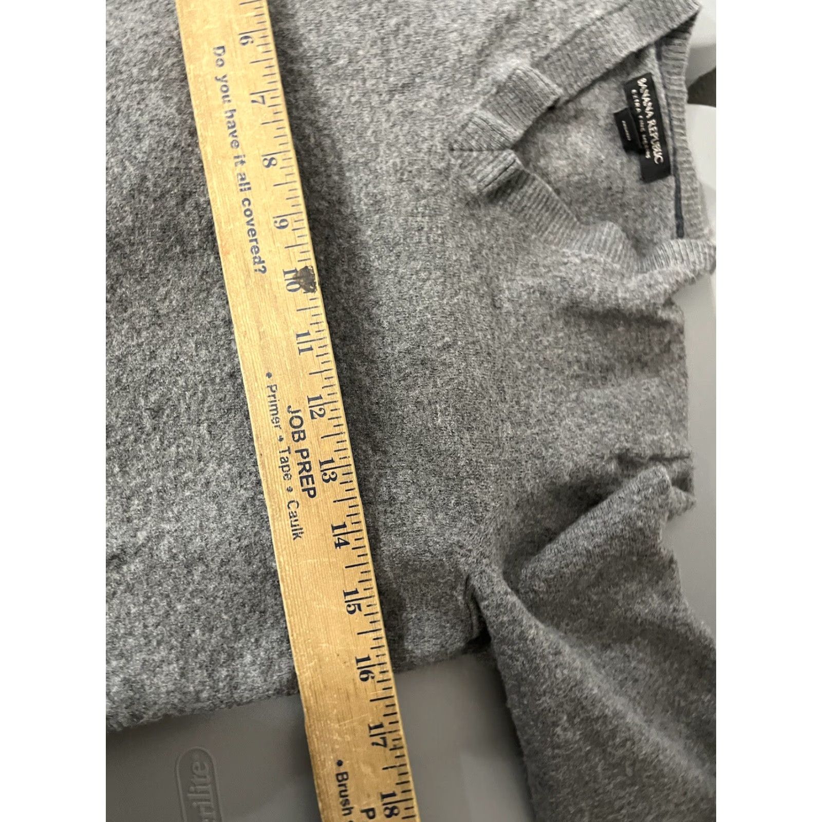 Banana Republic VINTAGE Banana Republic Sweater Women Large Gray 100% Merino Wool V-Neck Long Sleeve Pullover Size L / US 10 / IT 46 - 6 Thumbnail