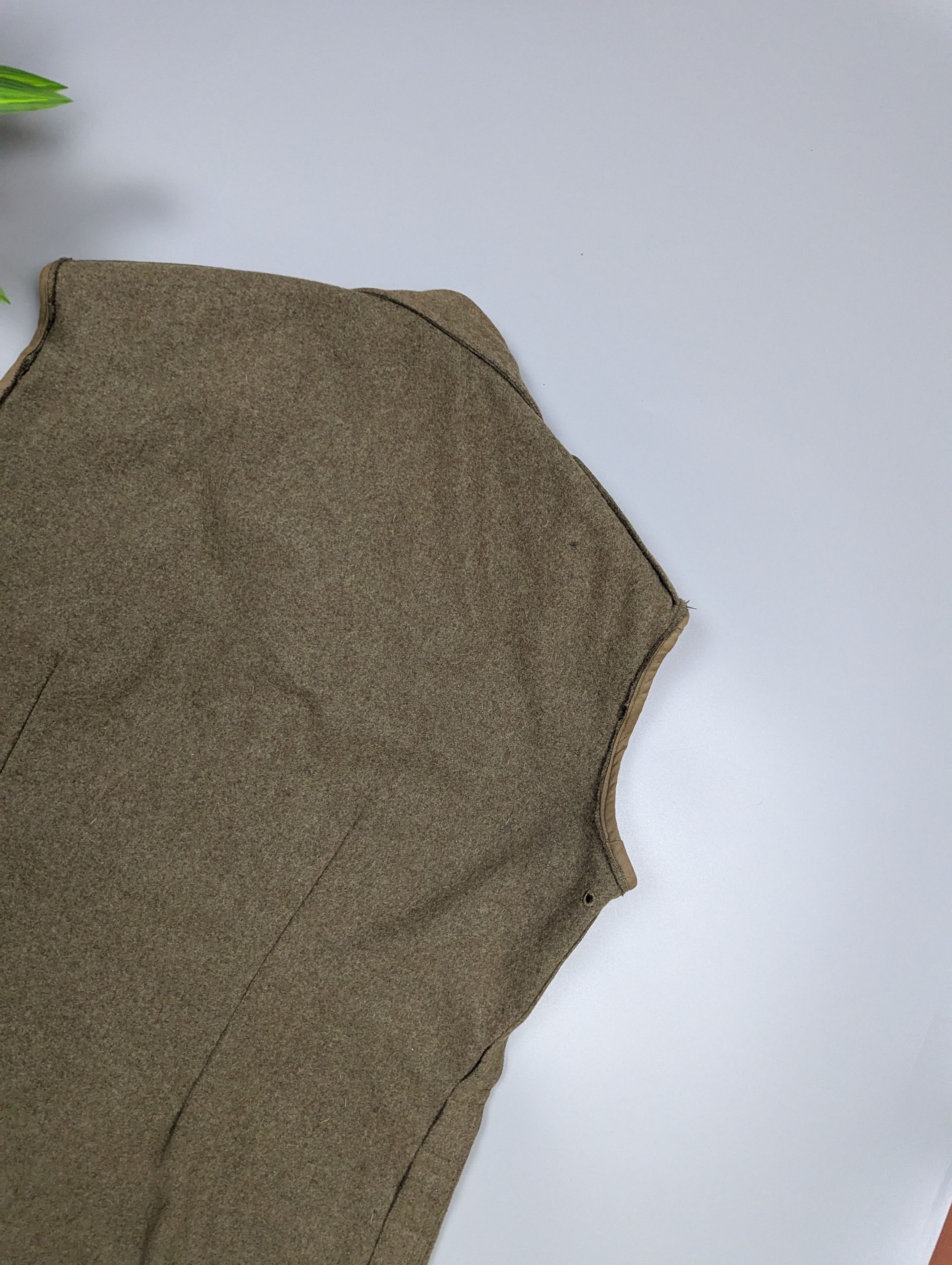 Vintage VTG 1960 Military German Wool Army Vest / Sleeveless Jacket Size US M / EU 48-50 / 2 - 19 Thumbnail