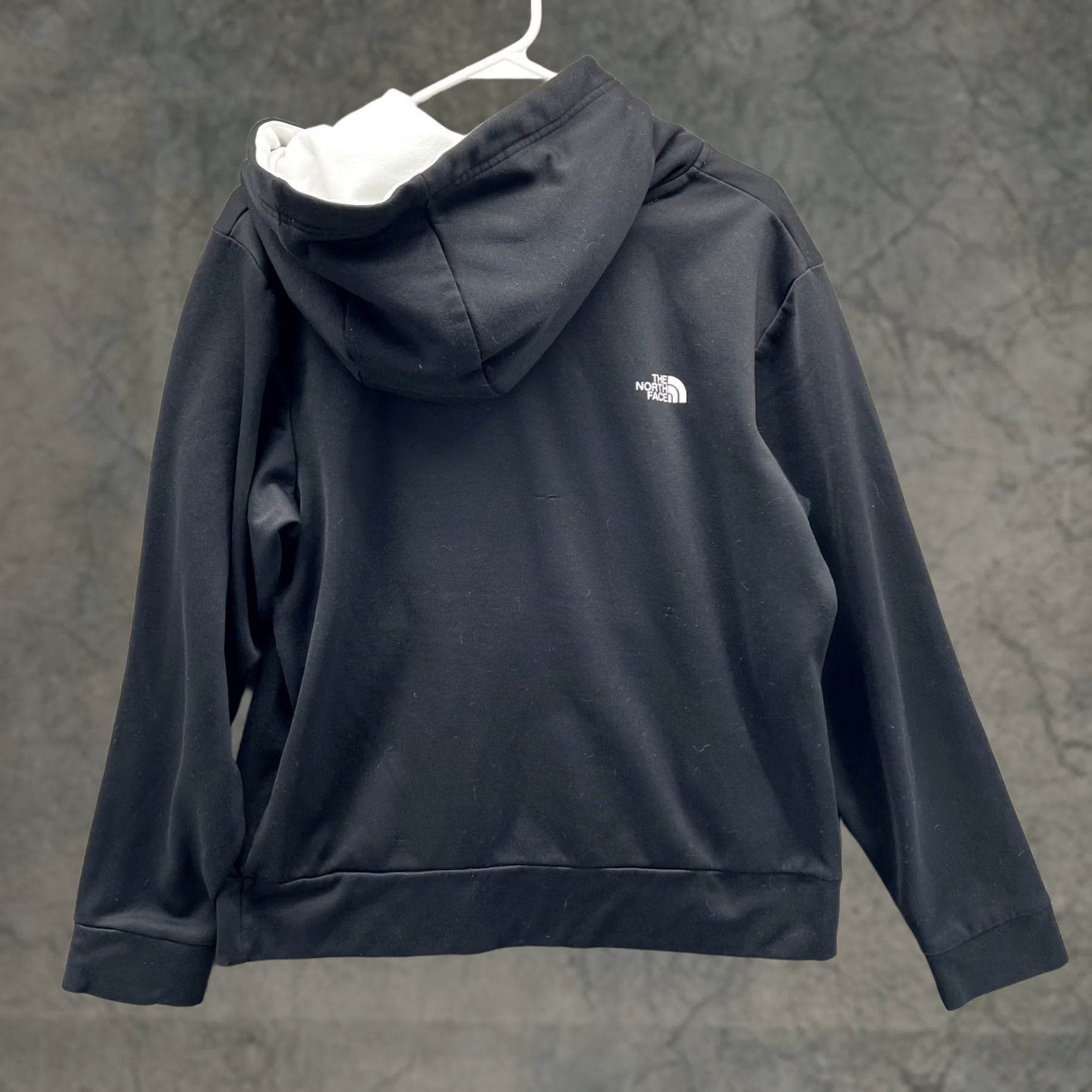 The North Face VINTAGE The North Face Hoodie Mens M Black Fleece Pullover Spell out Knit Size US M / EU 48-50 / 2 - 1 Thumbnail