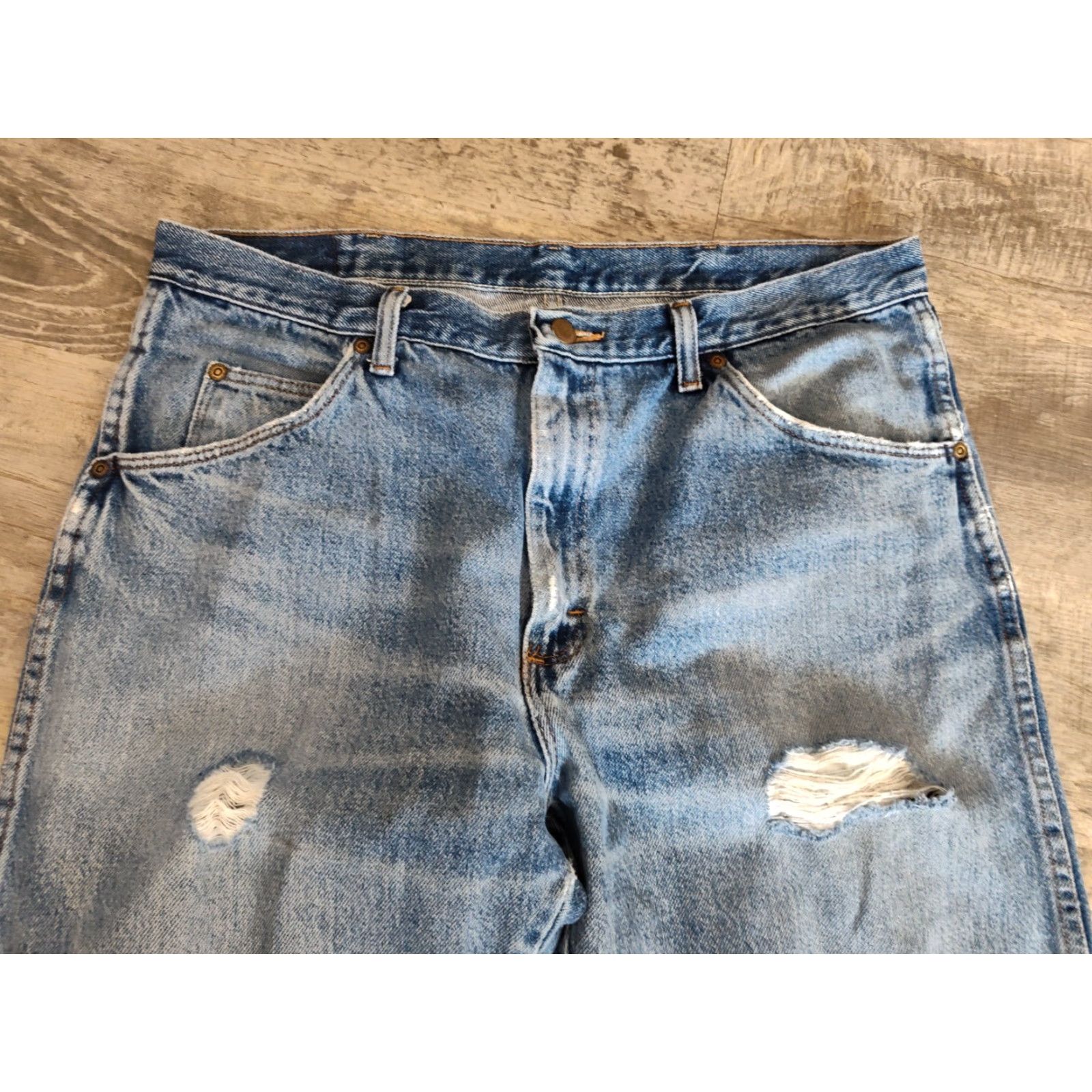 Wrangler VINTAGE Wrangler Men's Jeans 36x30 Straight Fit Faded Distressed Cotton Denim 90s Cowgirl Grunge USA Size US 36 / EU 52 - 4 Thumbnail