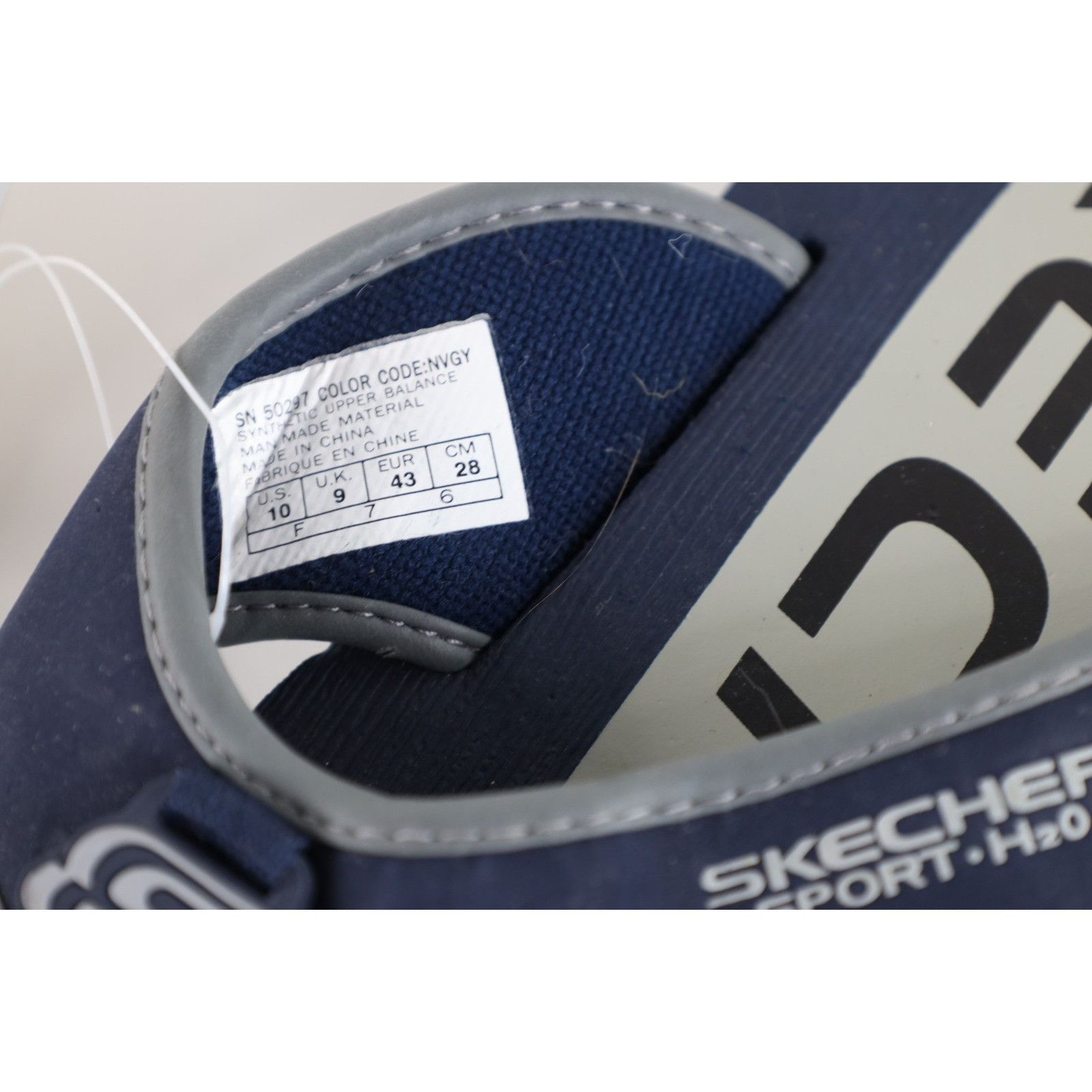 SKECHERS Deadstock Vintage Y2K Skechers Sport H2O Thong Sandals Size US 10 / EU 43 - 7 Thumbnail
