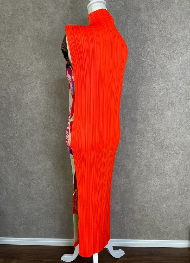 Issey Miyake Issey Miyake size:2 A red manga jumpsuit by Teruhiko Yumur Size XS / US 0-2 / IT 36-38 - 2 Thumbnail
