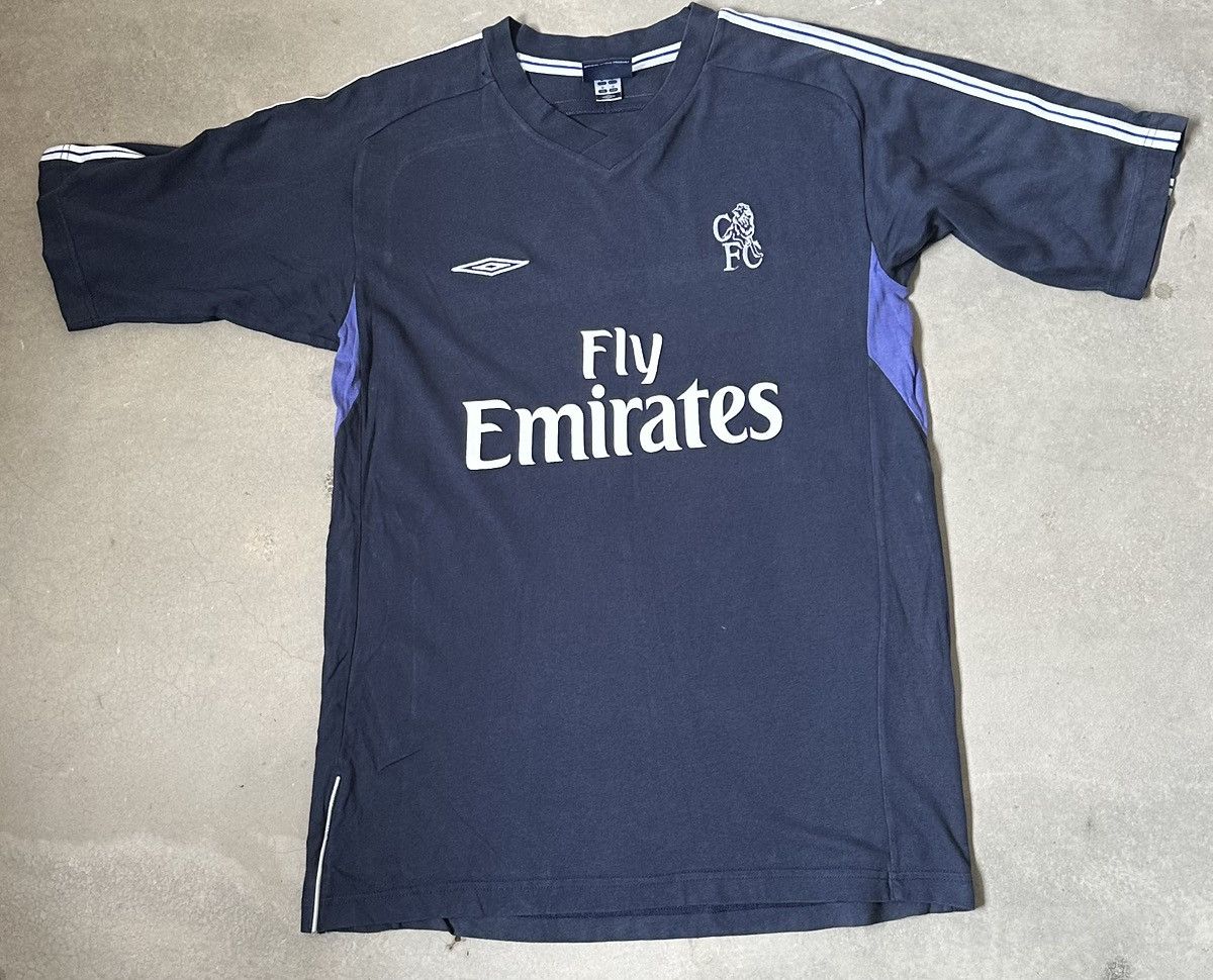 Umbro VINTAGE UMBRO CHELSEA FC 2002 TEE Size US M / EU 48-50 / 2 - 1 Thumbnail