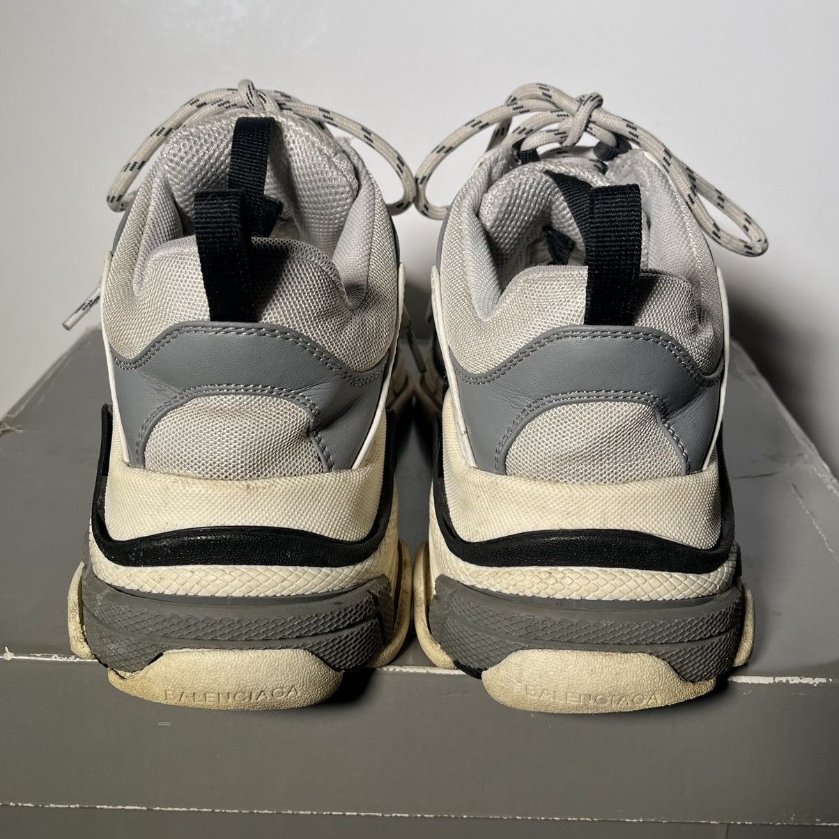Balenciaga grey/white balenciaga triple S Size US 10 / EU 43 - 5 Thumbnail