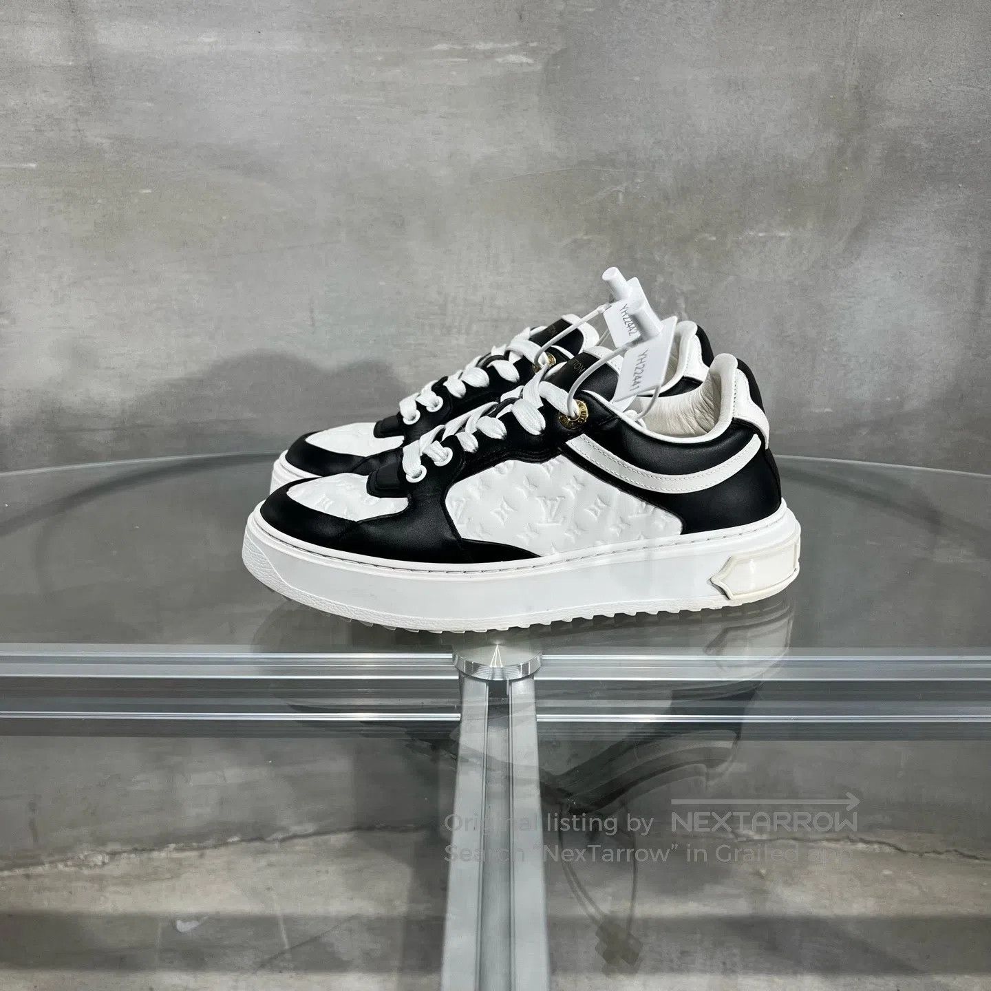 Louis Vuitton Louis Vuitton Time Out board shoes Black and White Old Ag Size US 5.5 / IT 35.5 - 3 Thumbnail
