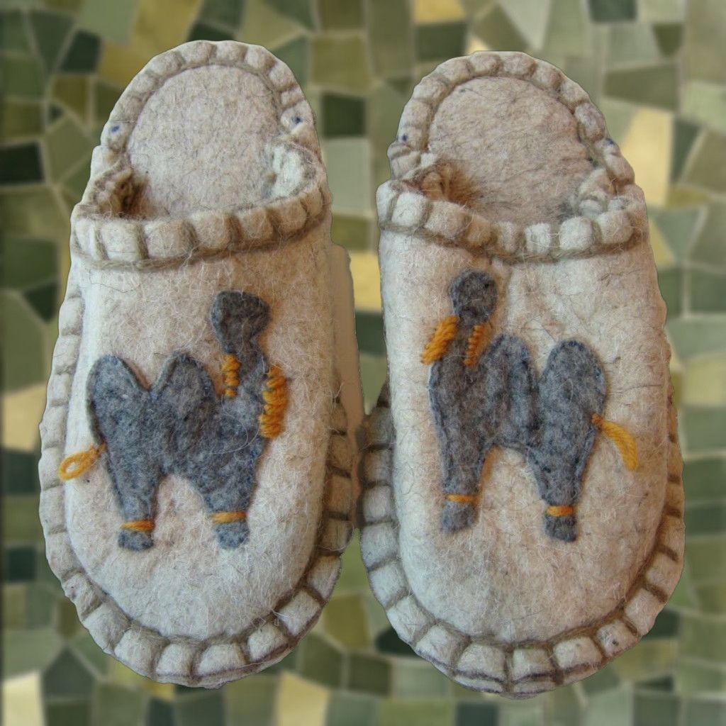 Camel Vtg Handmade 100% Wool Ivory Grey Camel Slip On Mule Slide Slipper Women 9-10 Size US 10 / IT 40 - 1 Thumbnail