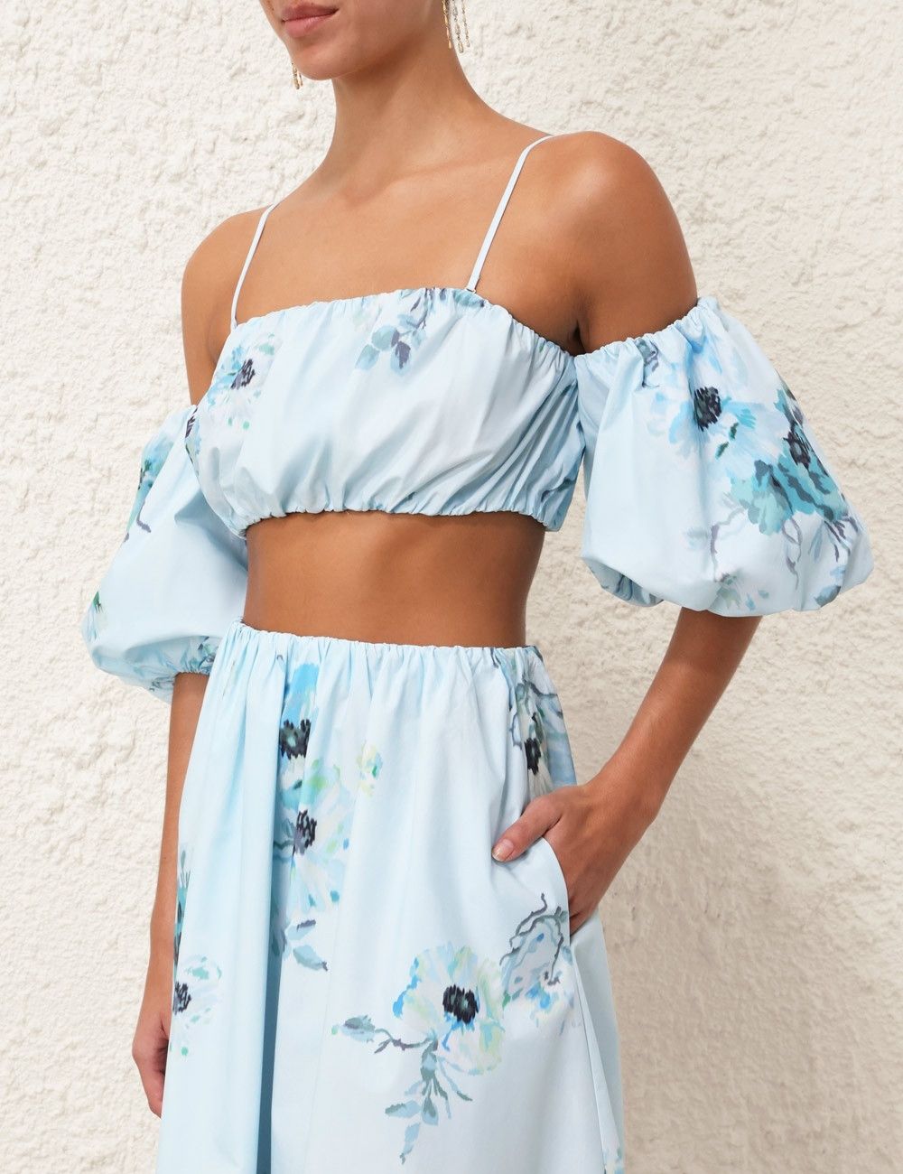 oc11z0525 Lightburst Puff Sleeve Floral Cotton Crop Top