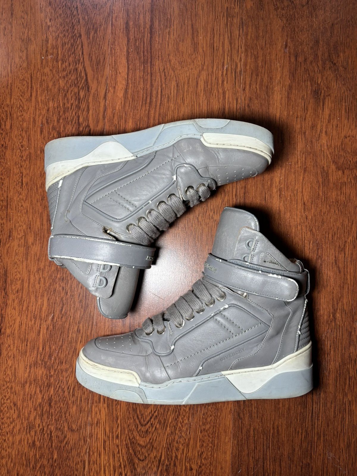 Givenchy Givenchy hi top tyson sneakers Size US 8 / EU 41 - 2 Thumbnail