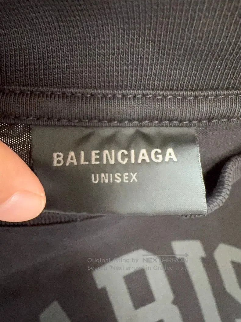 Balenciaga Balenciaga Paris Round Neck T. Size US L / EU 52-54 / 3 - 3 Thumbnail