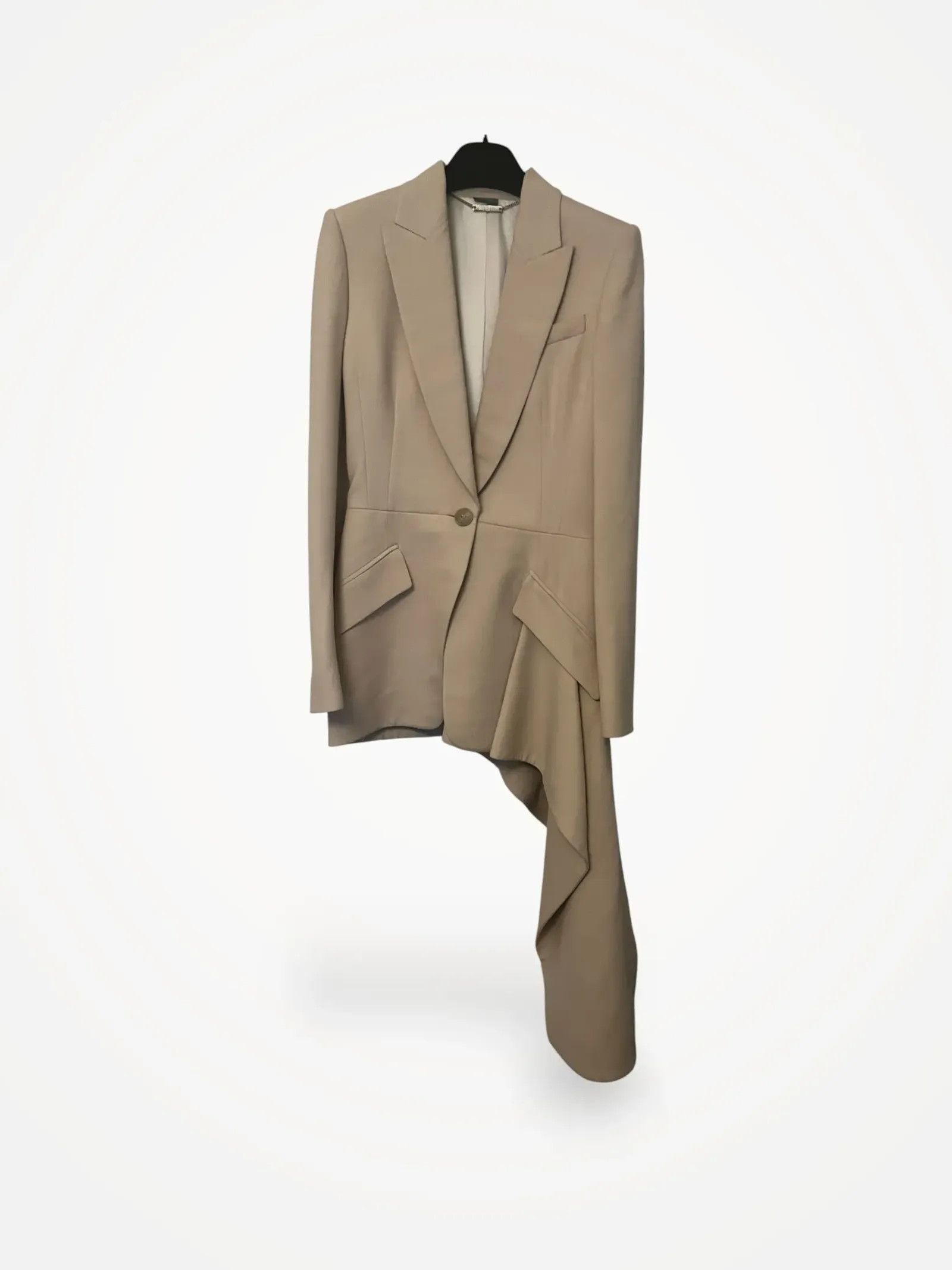 Alexander McQueen Alexander McQueen One Button Drapped Jacket Blazer Size M / US 6-8 / IT 42-44 - 1 Thumbnail