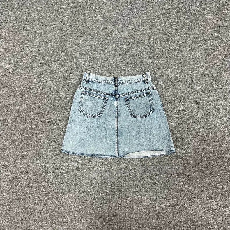 Gucci Gucci Butterfly washed denim skirt Size 26" / US 2 / IT 38 - 2 Thumbnail