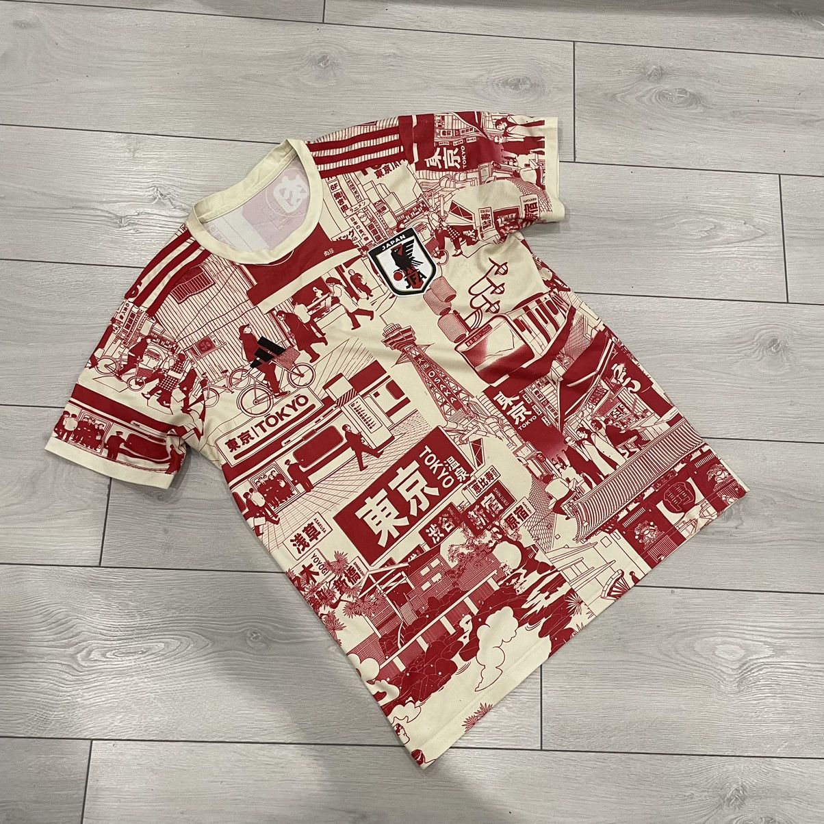 Band Tees Japan adidas Tokyo osaka shirt jersey tee soccer football Size US L / EU 52-54 / 3 - 1 Thumbnail