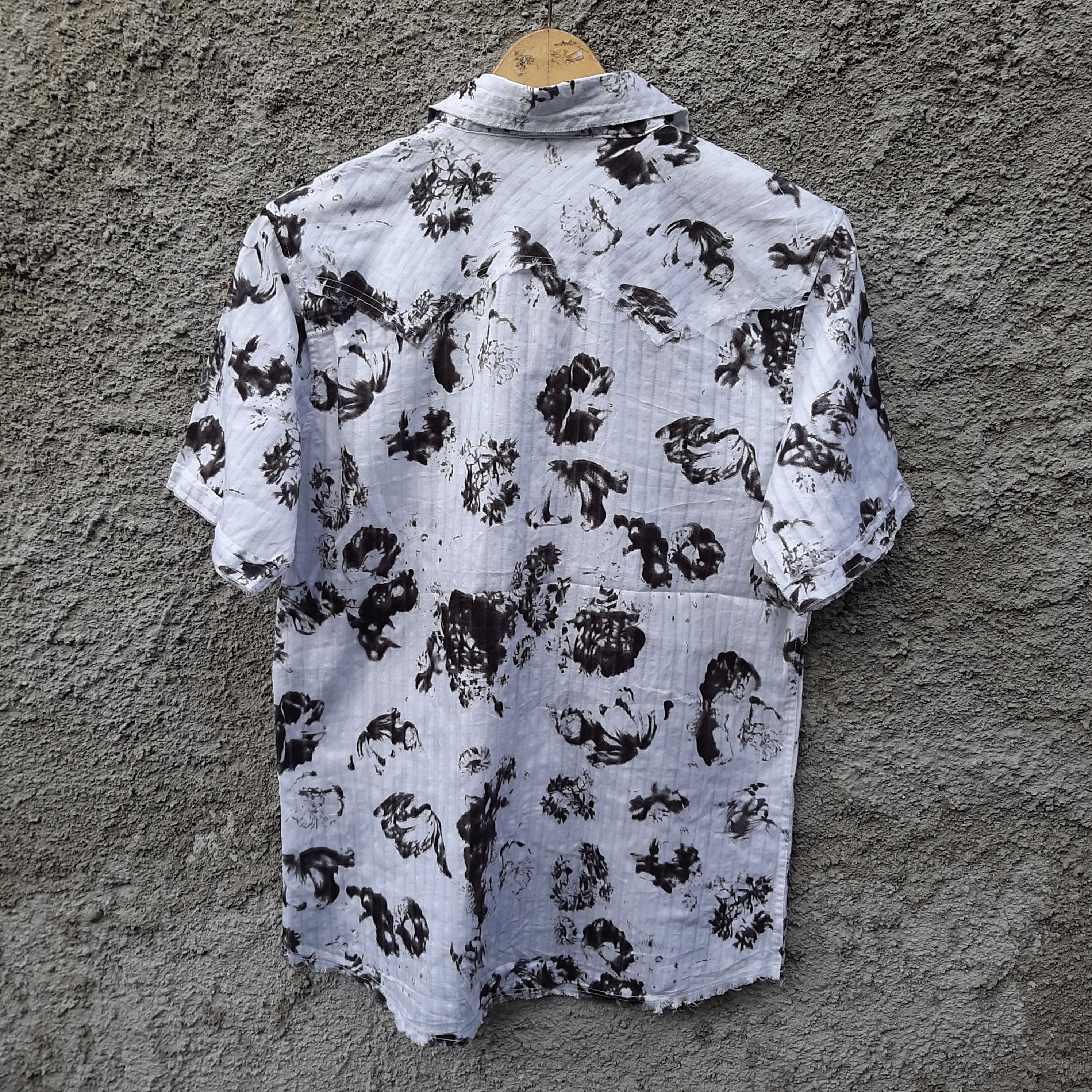 Japanese Brand Omkoe printed short shirt Size US M / EU 48-50 / 2 - 2 Thumbnail