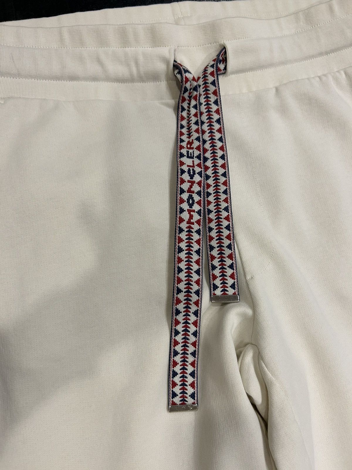 Moncler Moncler Sweatpants - Beige Size US 36 / EU 52 - 4 Thumbnail