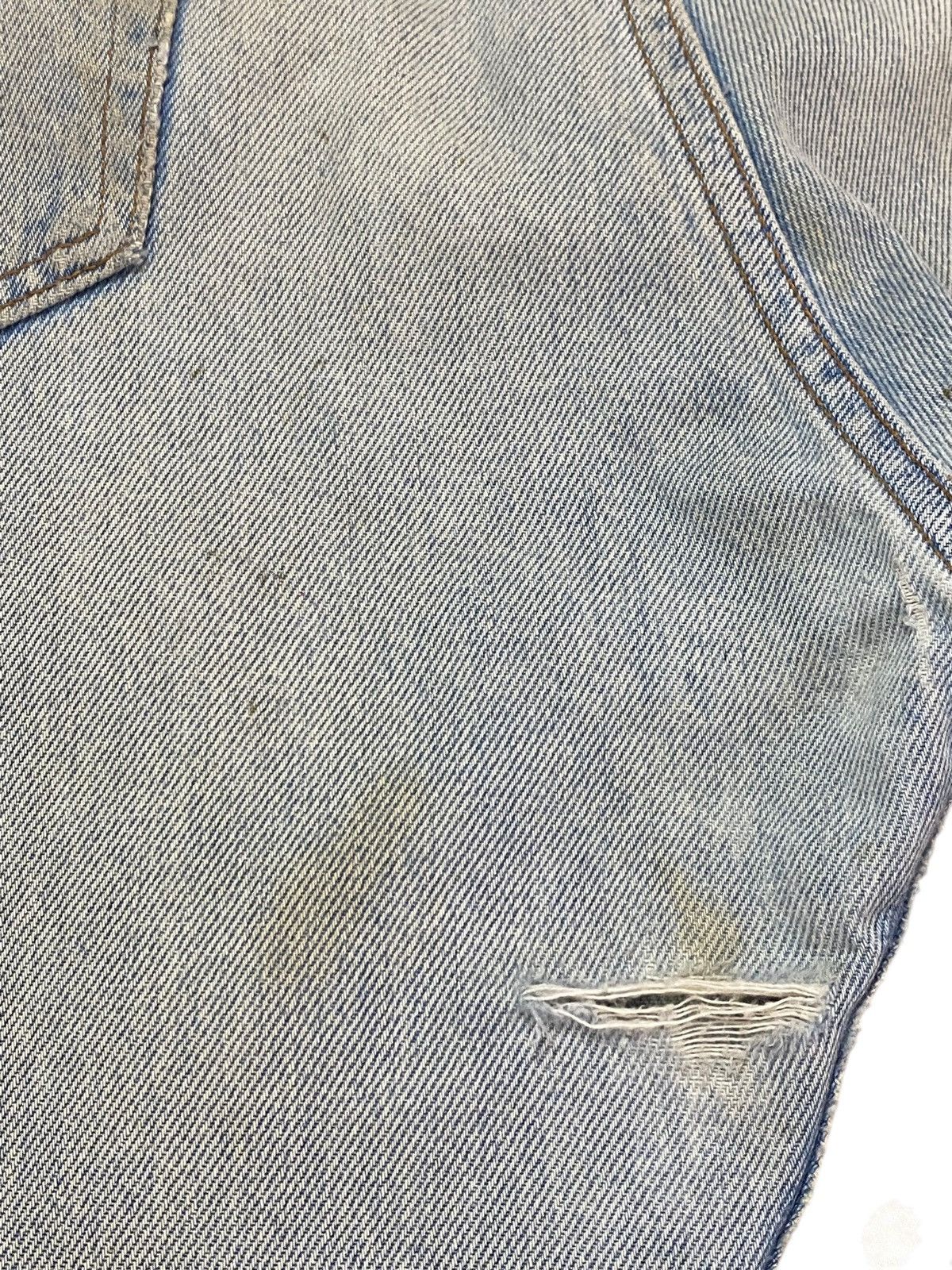 Levi's Vintage Clothing Vintage levis 501 90’s Grunge Distressed Loose Jeans Size US 34 / EU 50 - 17 Thumbnail