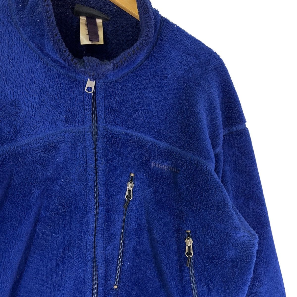 Patagonia Vintage Patagonia R4 Fleece Zipper jacket Made In Usa Size L Size US L / EU 52-54 / 3 - 6 Thumbnail