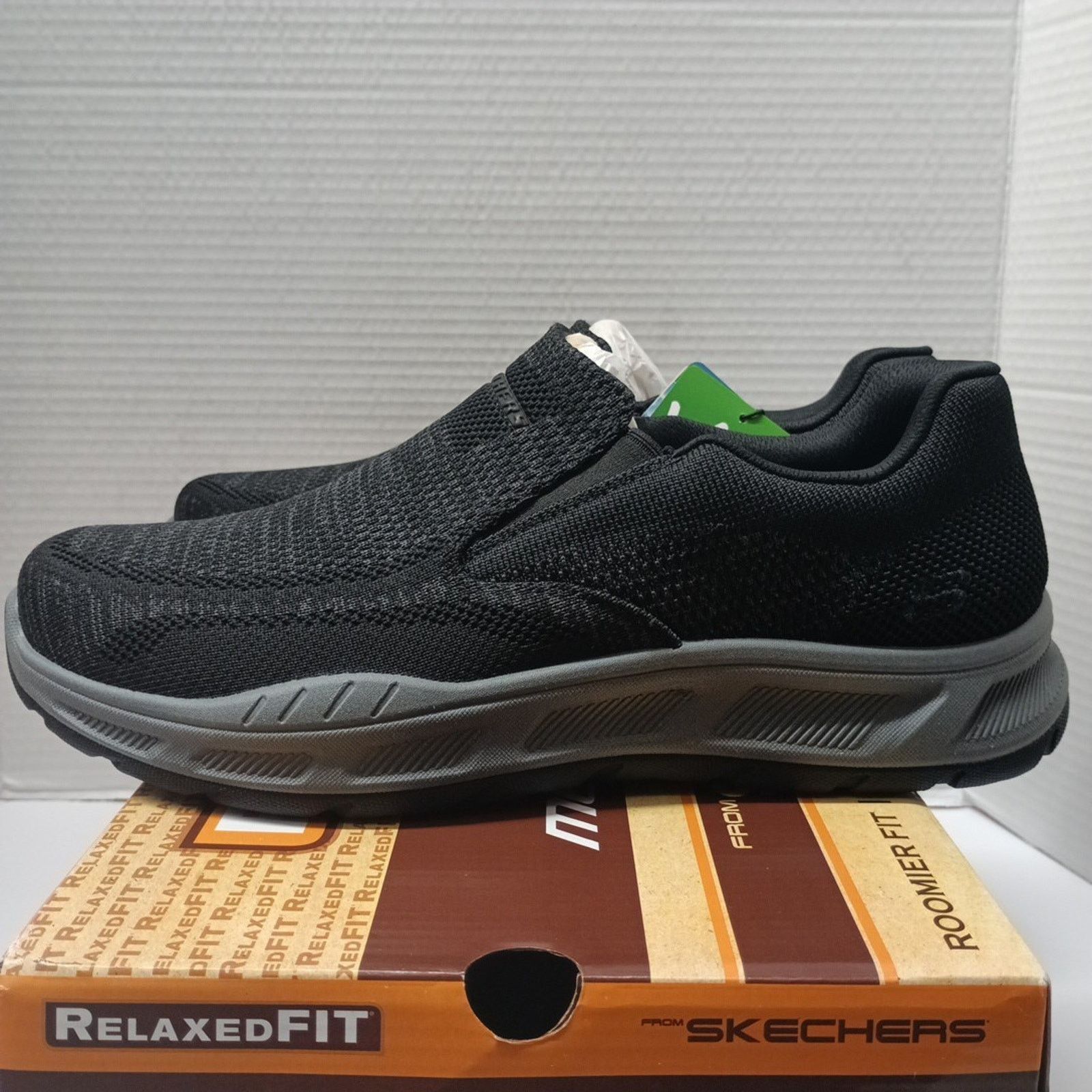 SKECHERS Skechers Relaxed Fit Shoes Men's Size 10 Extra Wide Black Size US 10 / EU 43 - 3 Thumbnail