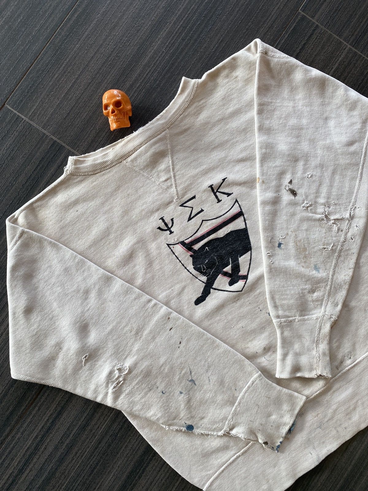 Vintage 50s Single V Black Panther sweatshirt L Size US L / EU 52-54 / 3 - 6 Thumbnail