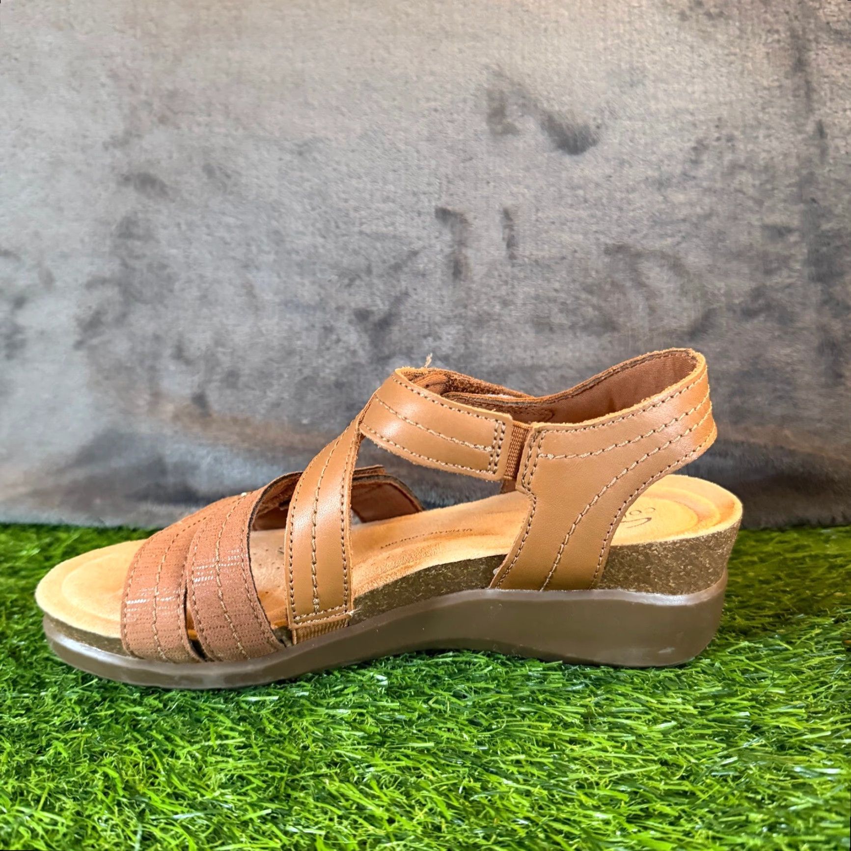 Clarks Clarks Sandals Caleene Clara Tan Wedge Strappy Adjustable 6.5 Womens Summer Casual Slide Shoes Womens Size US 7 / IT 37 - 5 Thumbnail