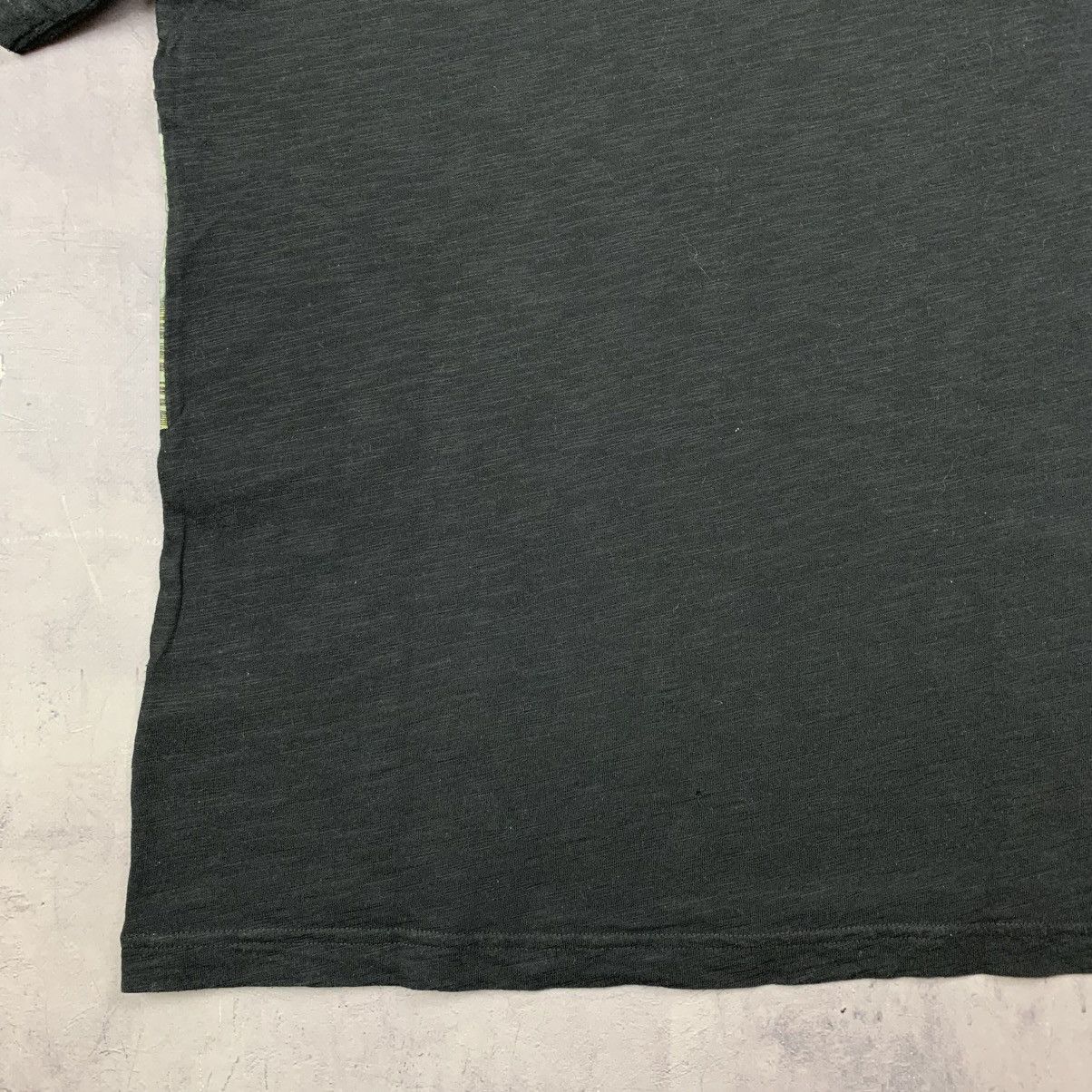 Uniqlo Uniqlo Mfa Museum Of Fine Arts Boston Tee Logo Size US M / EU 48-50 / 2 - 15 Thumbnail