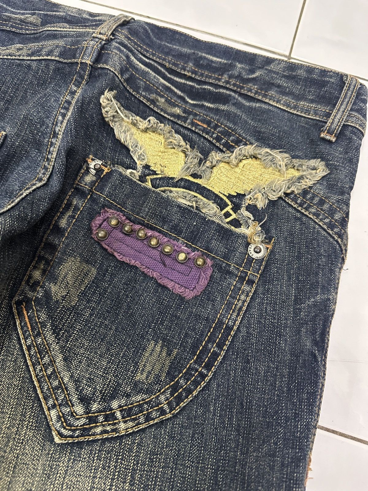 Japanese Brand × Vintage Cross Distressed Jeans Size US 33 - 7 Thumbnail