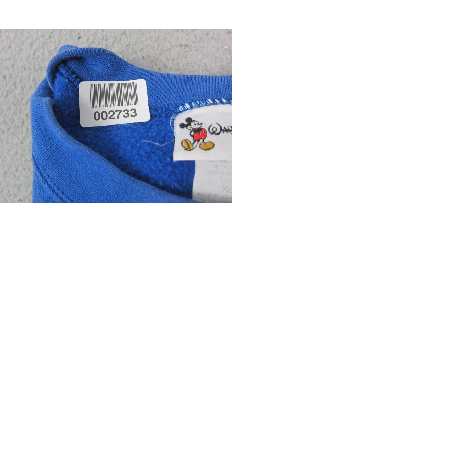 Disney VINTAGE Disney Mickey Mouse Sweatshirt Mens XL Blue 90s Cartoon 3D Logo Crew Neck Fleece Pullover Size US XL / EU 56 / 4 - 9 Thumbnail