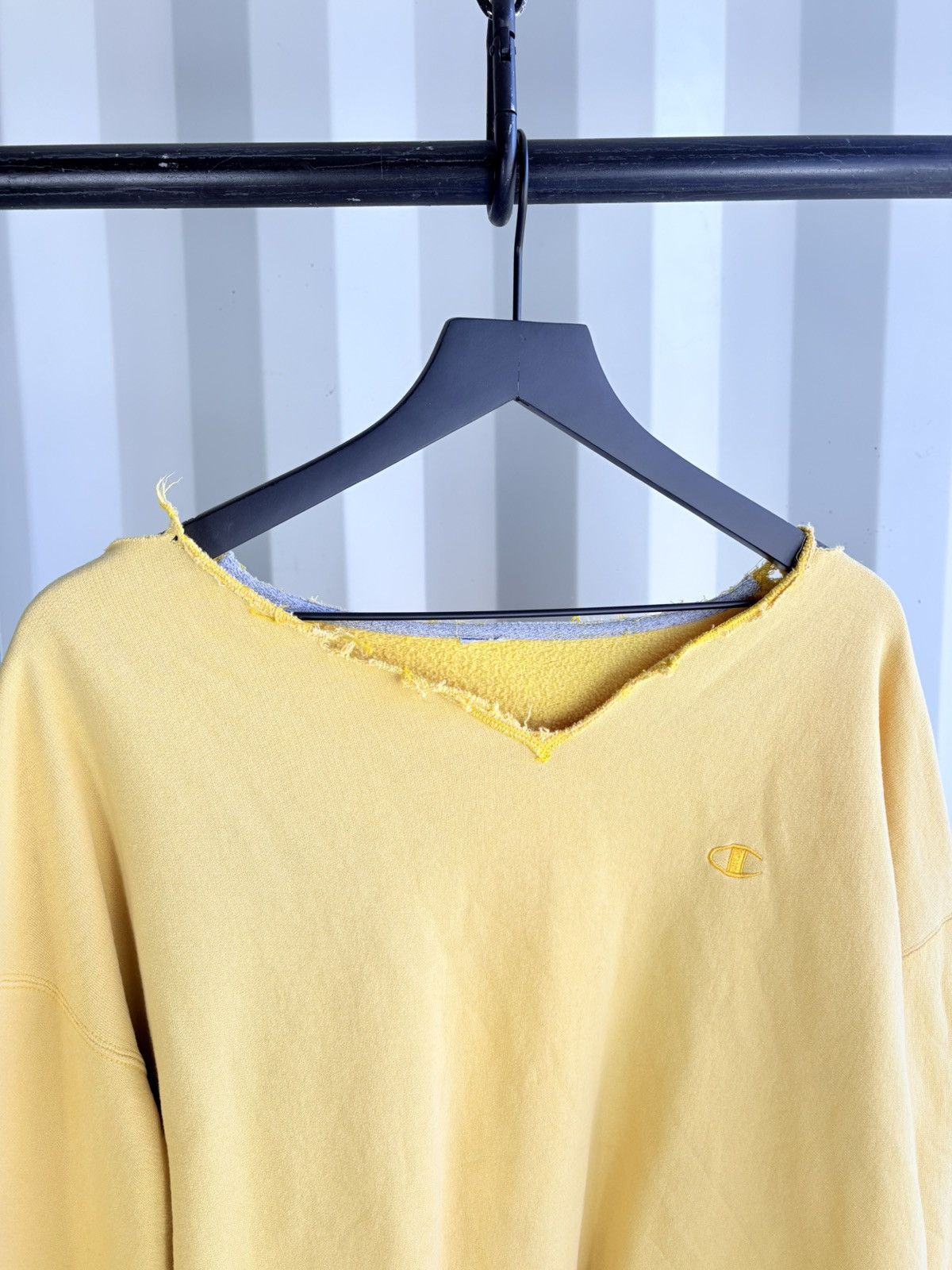 Vintage Vintage Thrashed Sun Faded Sweatshirt Distressed Grunge Size US XXL / EU 58 / 5 - 2 Thumbnail