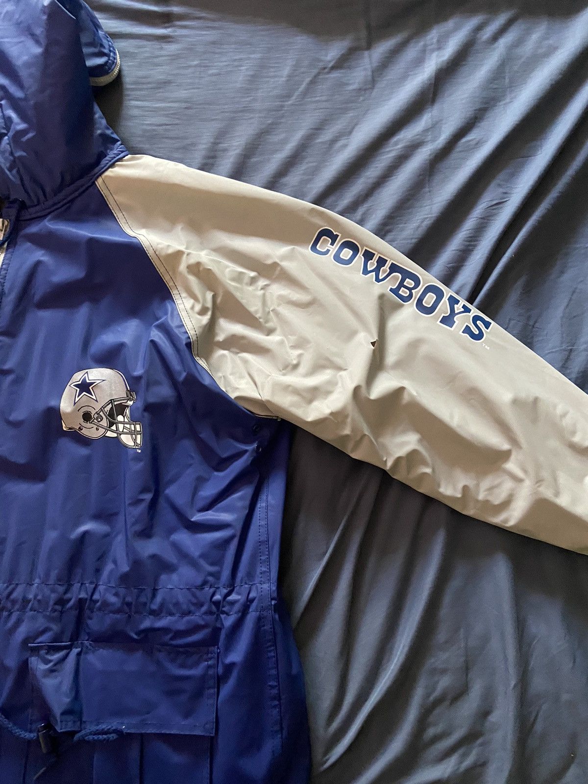 Vintage NFL Cowboys Rain Jacket/Coat Size US L / EU 52-54 / 3 - 5 Thumbnail