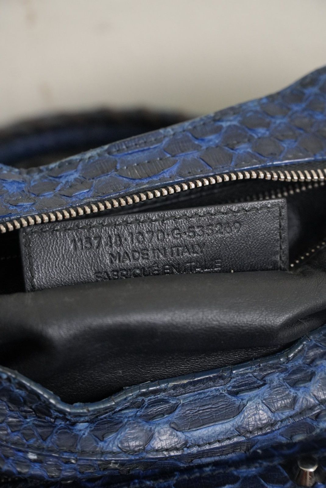 Balenciaga RARE Balenciga 2000’s Blue Python City Bag Size ONE SIZE - 16 Thumbnail