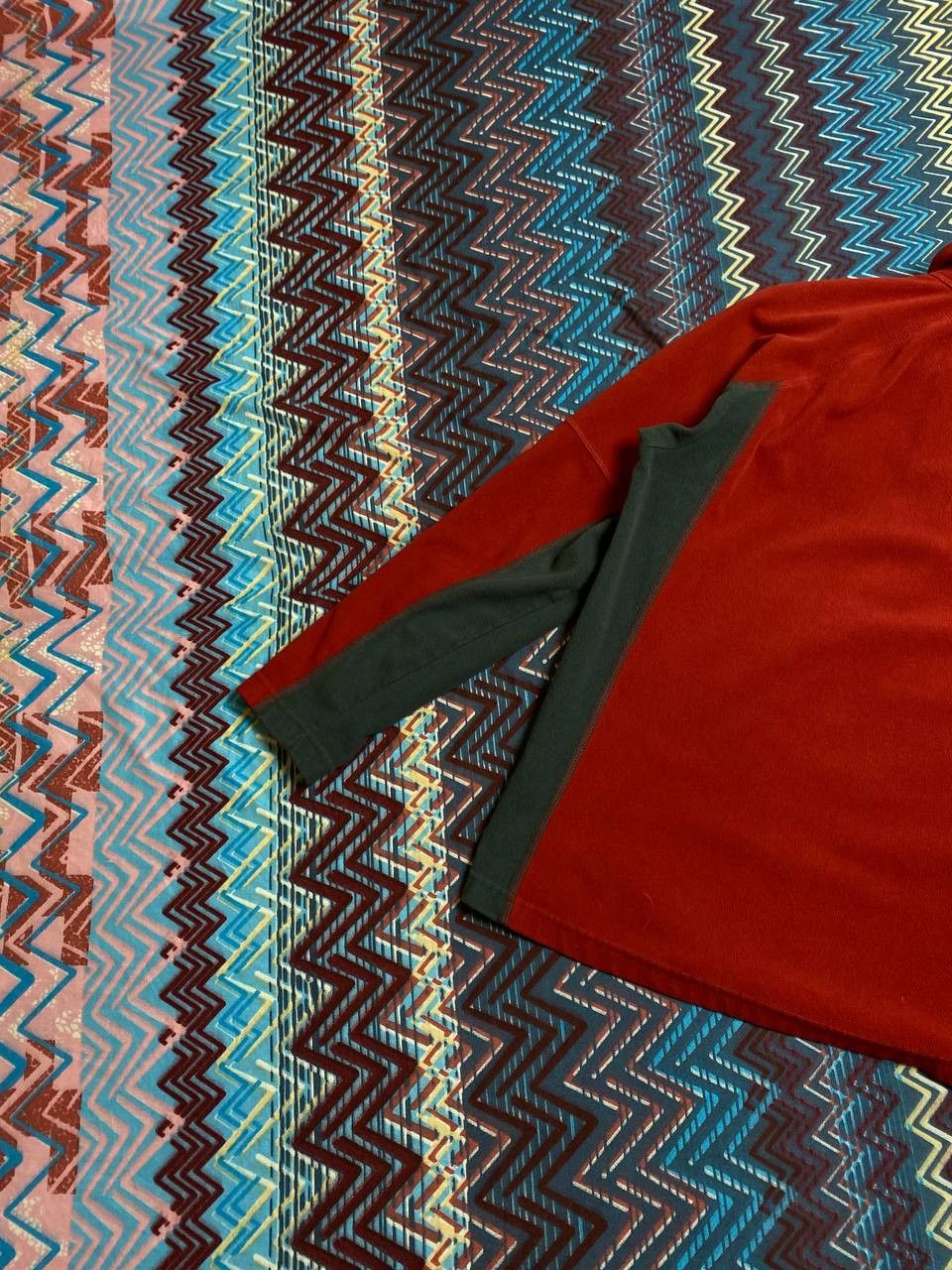 Berghaus sweatshirt Y2K streetwear Vintage Berghaus red logo Size US S / EU 44-46 / 1 - 14 Thumbnail